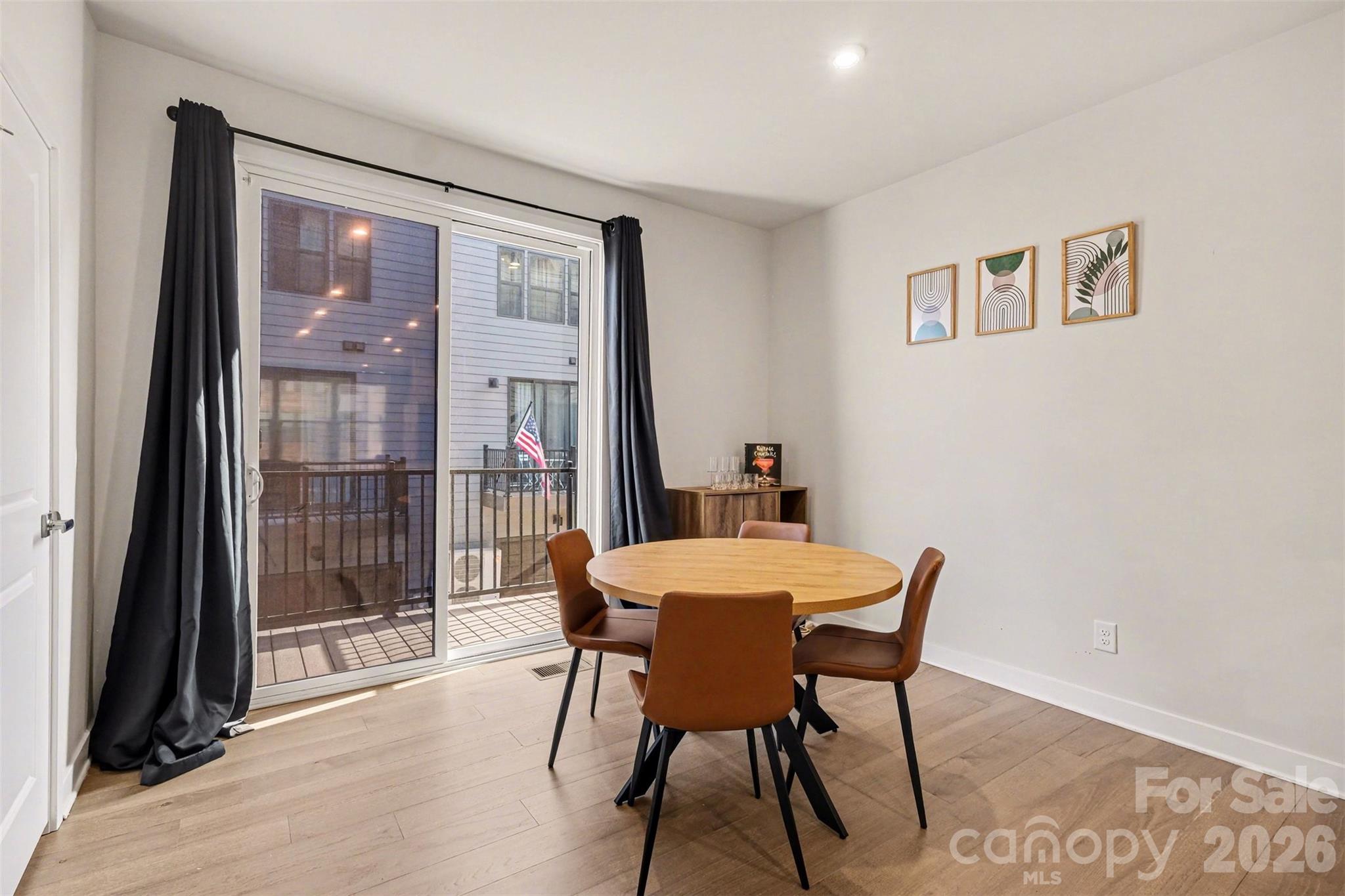 6111 Station Crossing Avenue