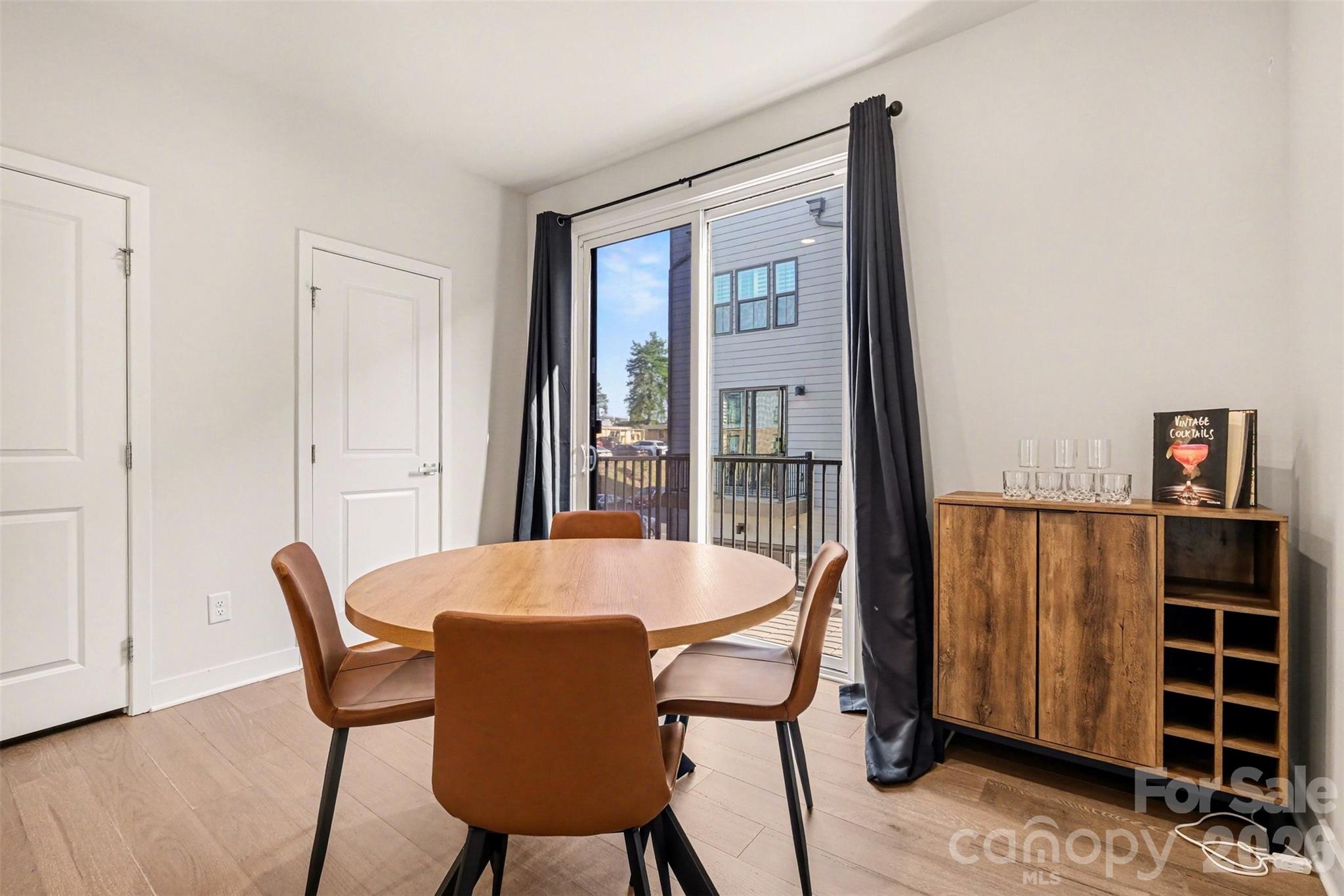 6111 Station Crossing Avenue