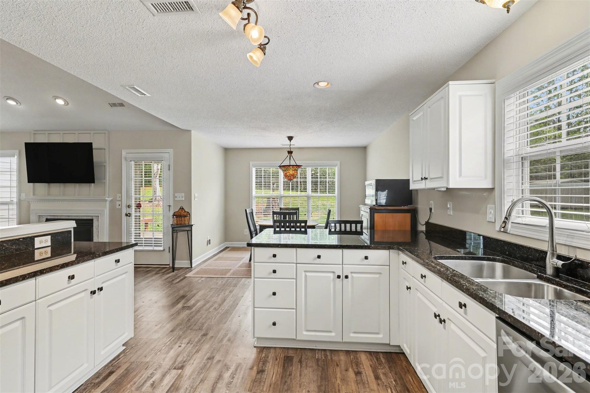 4404 Stonefield Drive