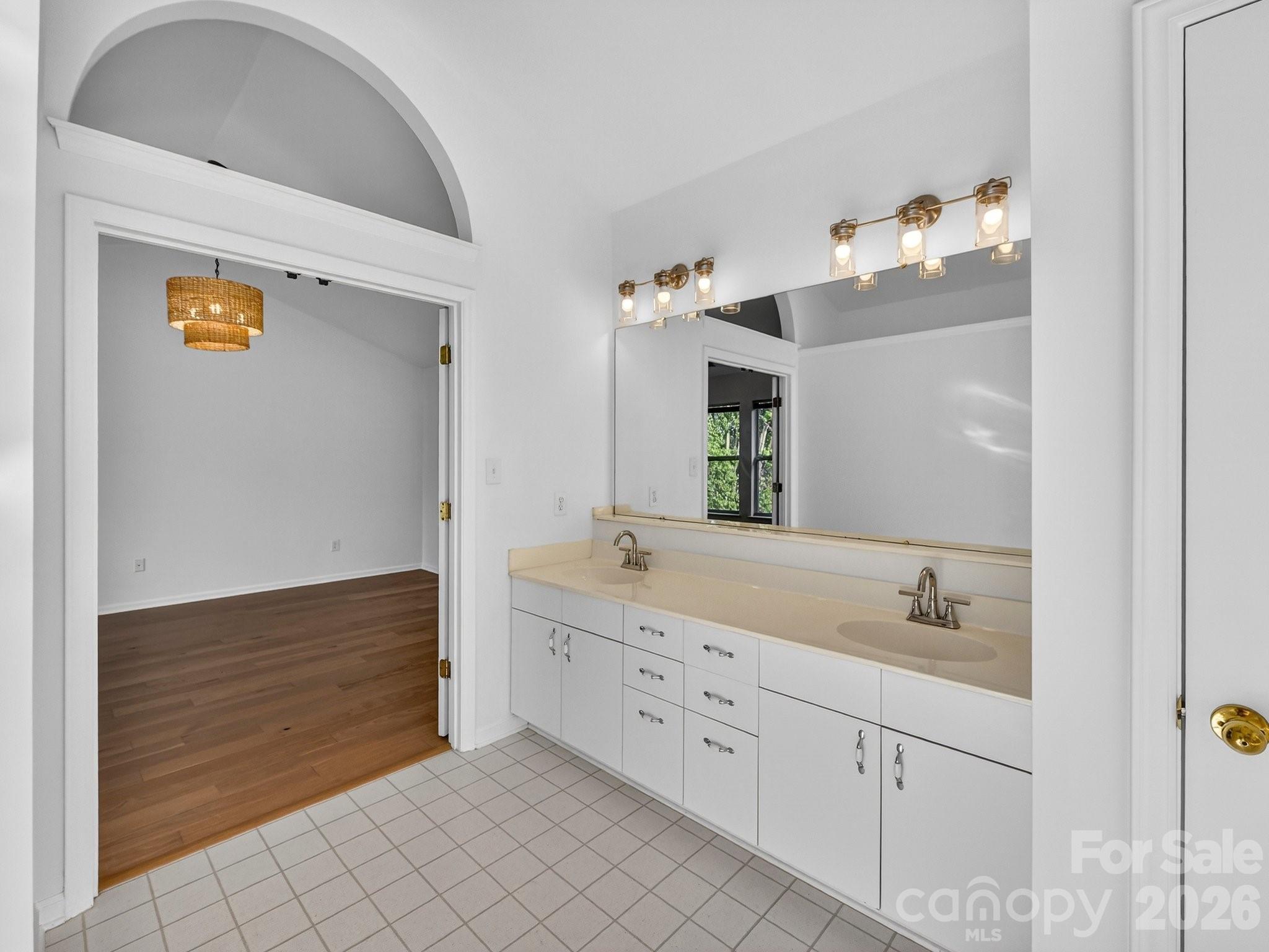 12338 Landing Green Drive
