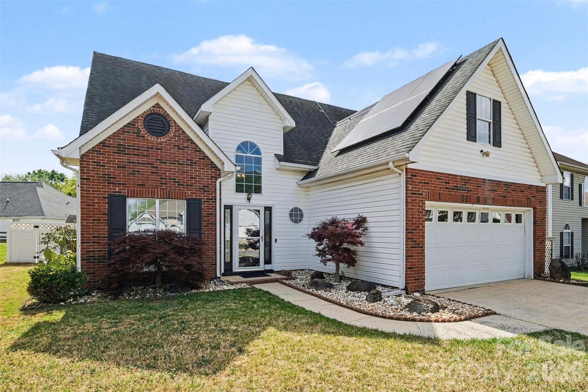 4476 Greystone Drive SW