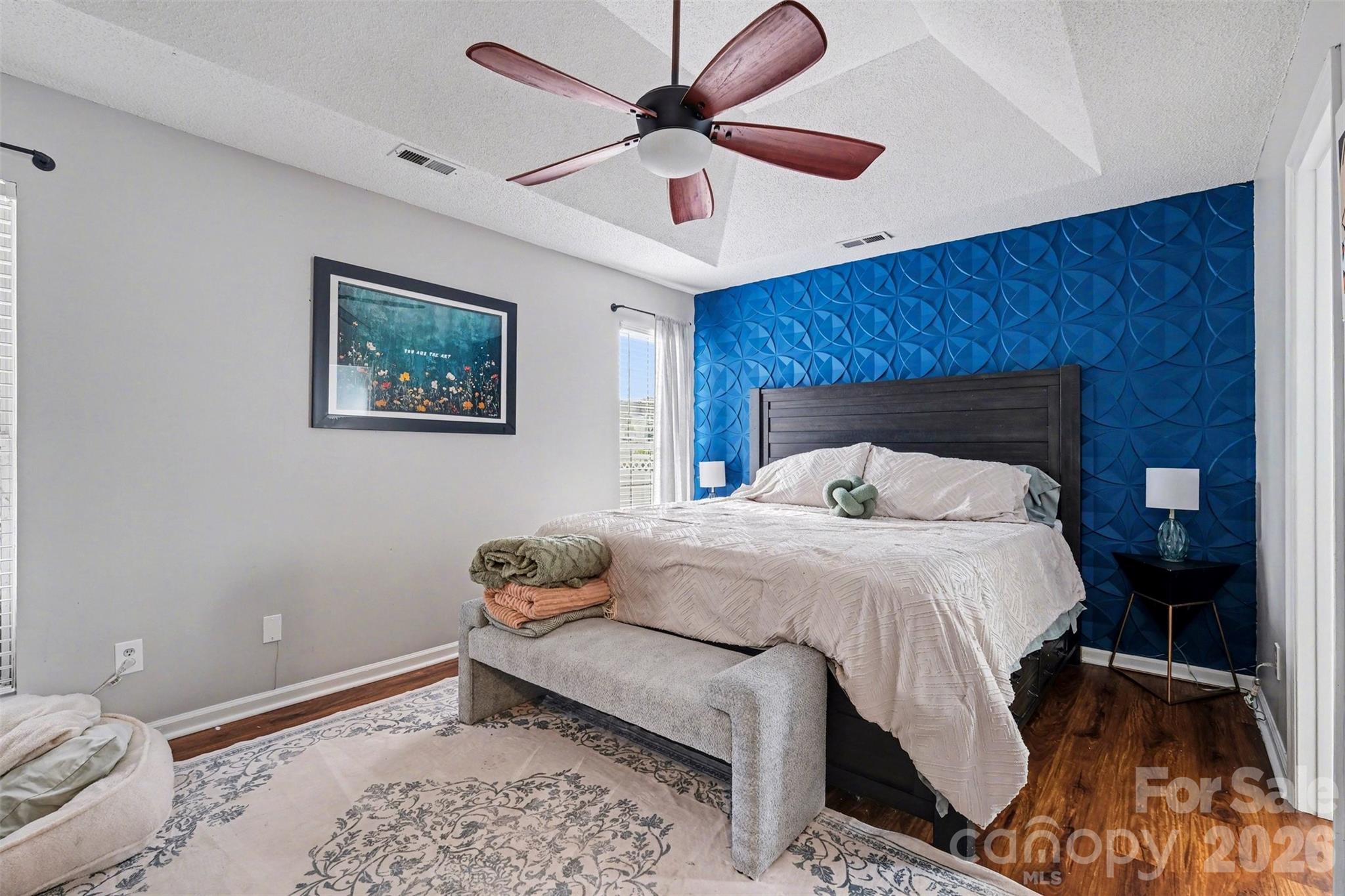 4476 Greystone Drive SW