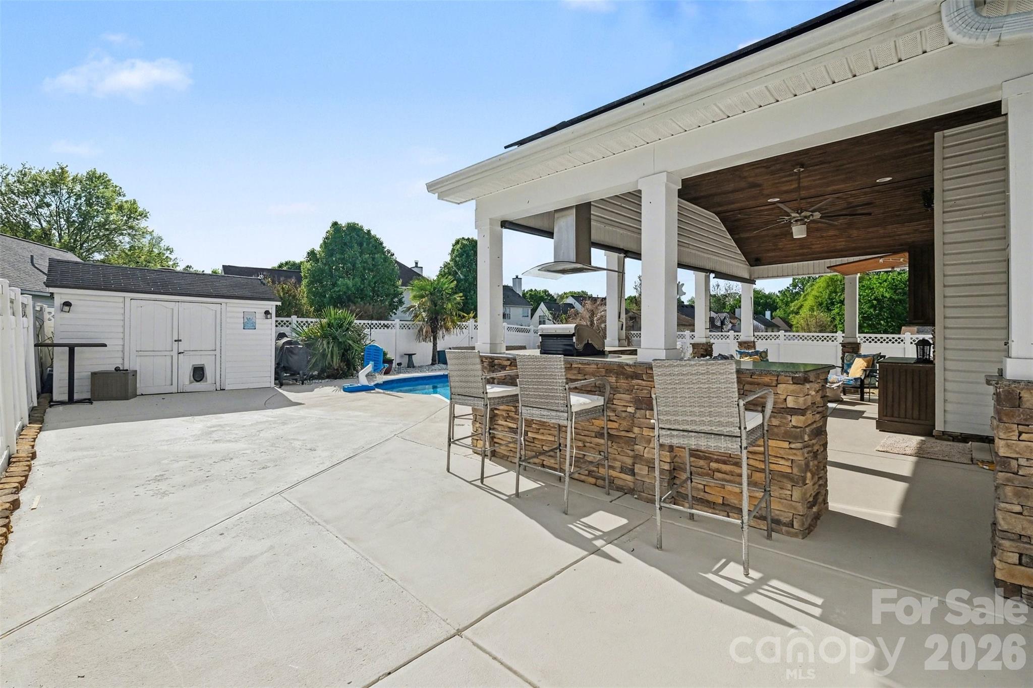 4476 Greystone Drive SW