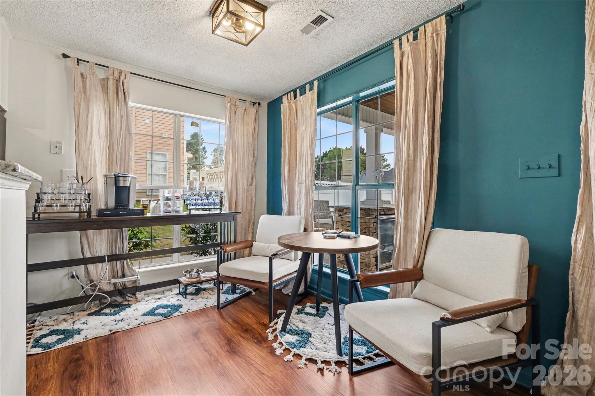 4476 Greystone Drive SW