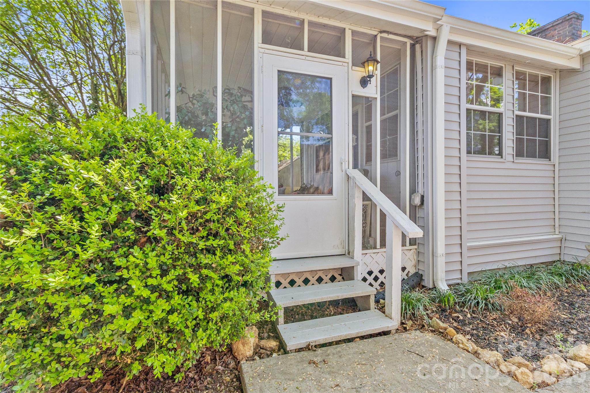 373 Scott Street
