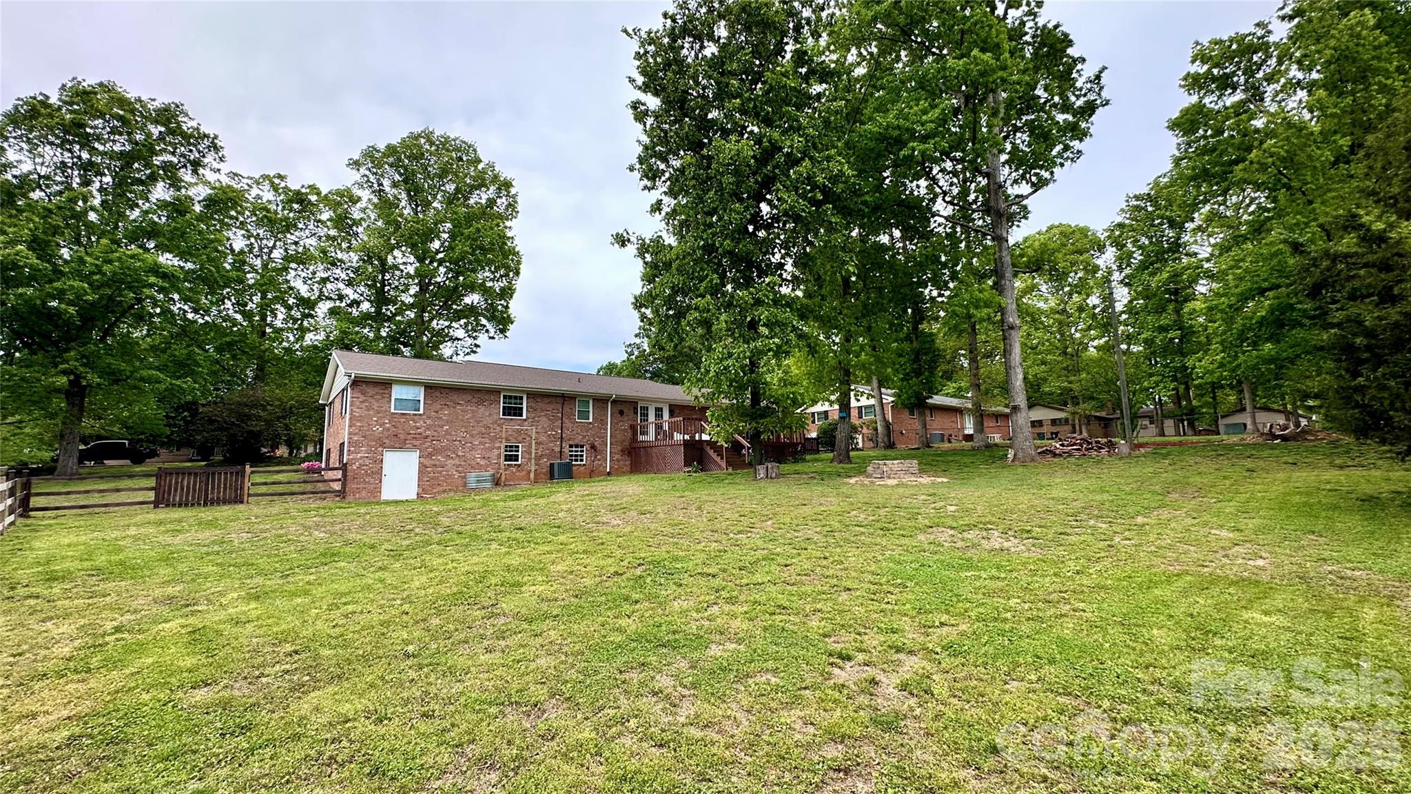 2115 Candlewood Drive NW