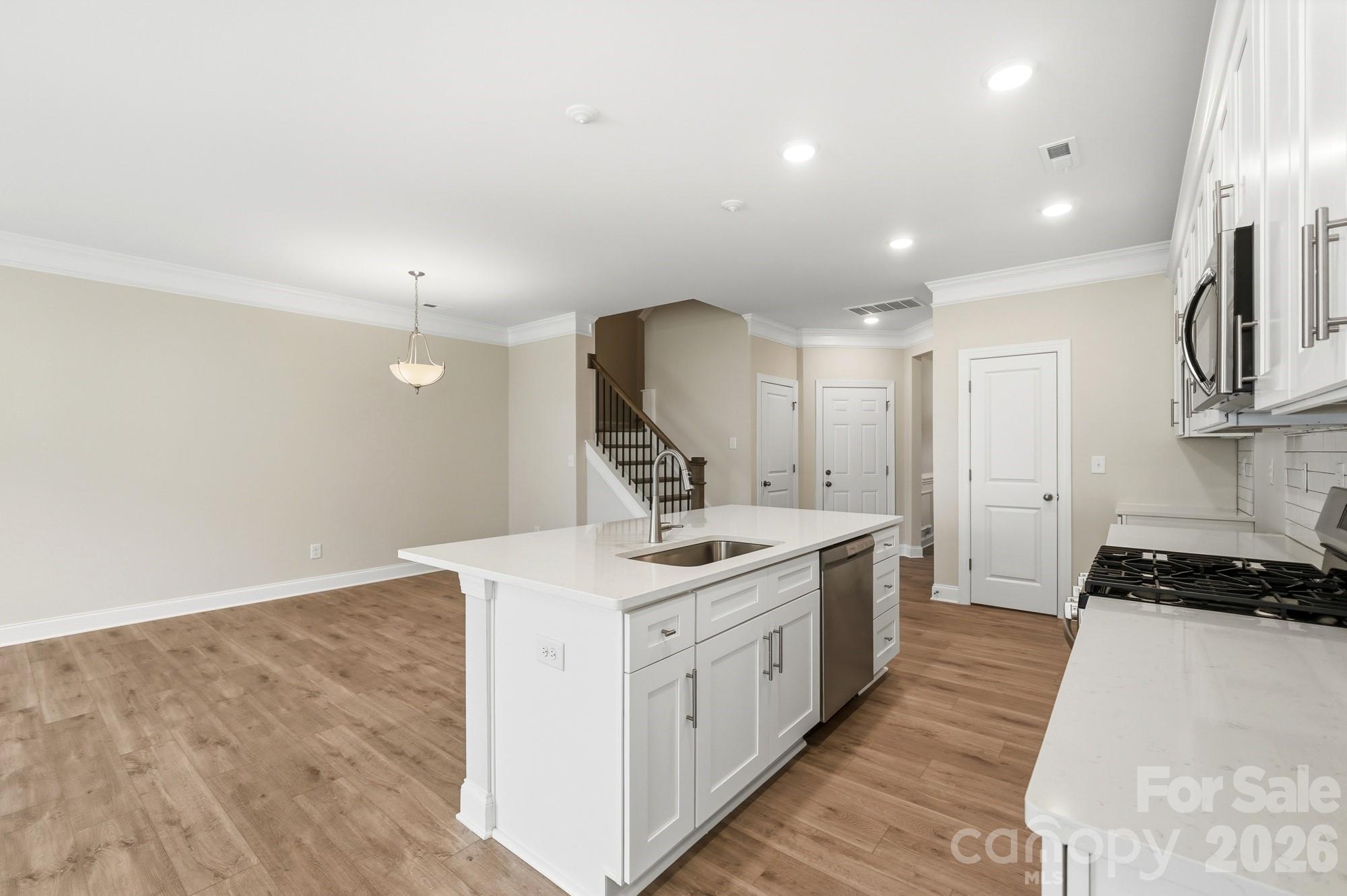 4353 Black Court