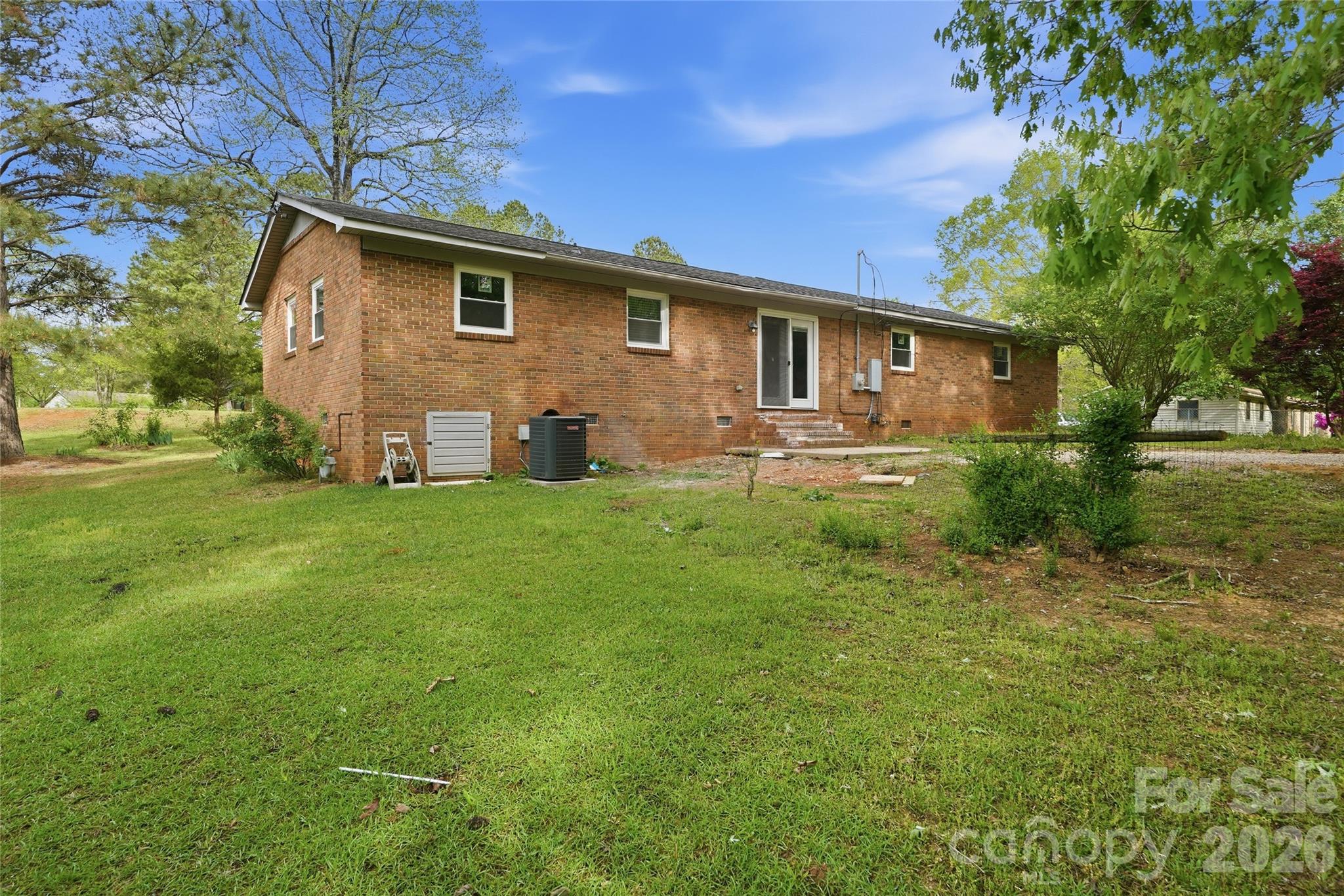 3285 Douglas Way Lane