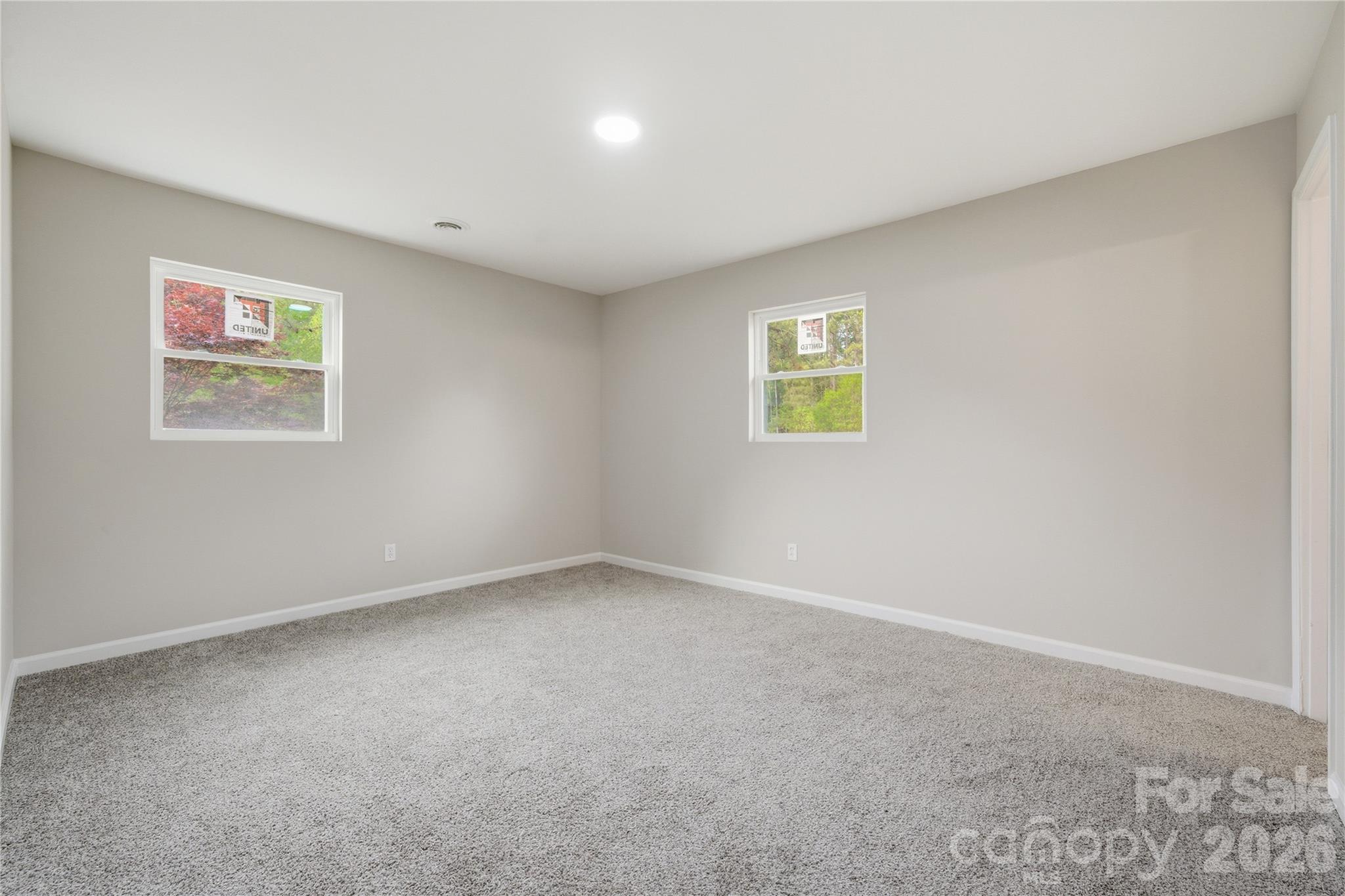 3285 Douglas Way Lane