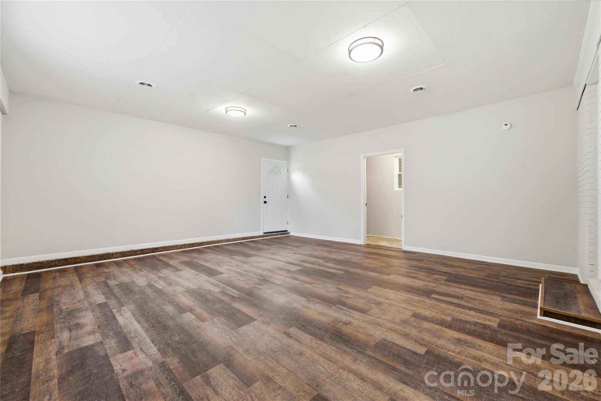 3285 Douglas Way Lane