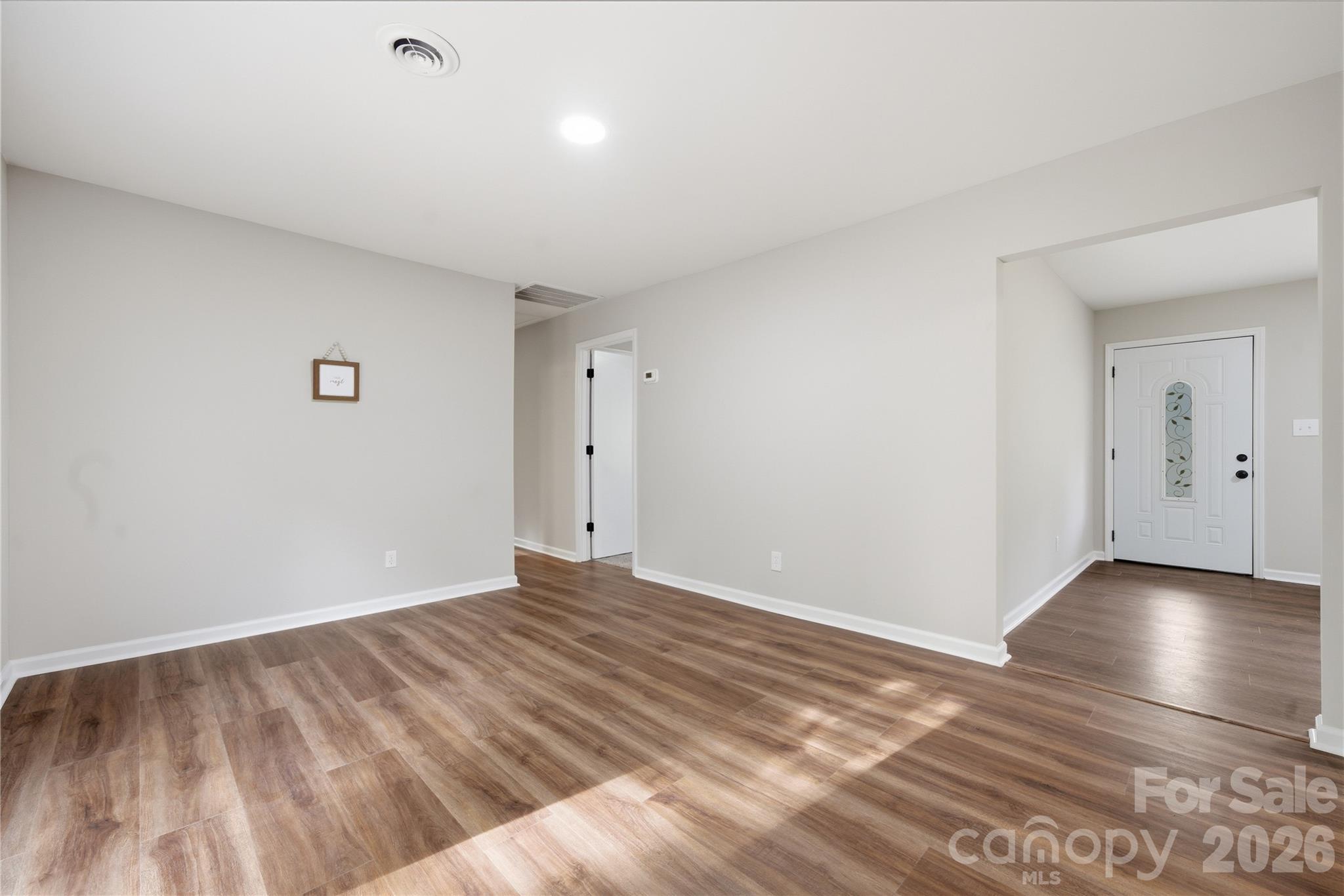 3285 Douglas Way Lane