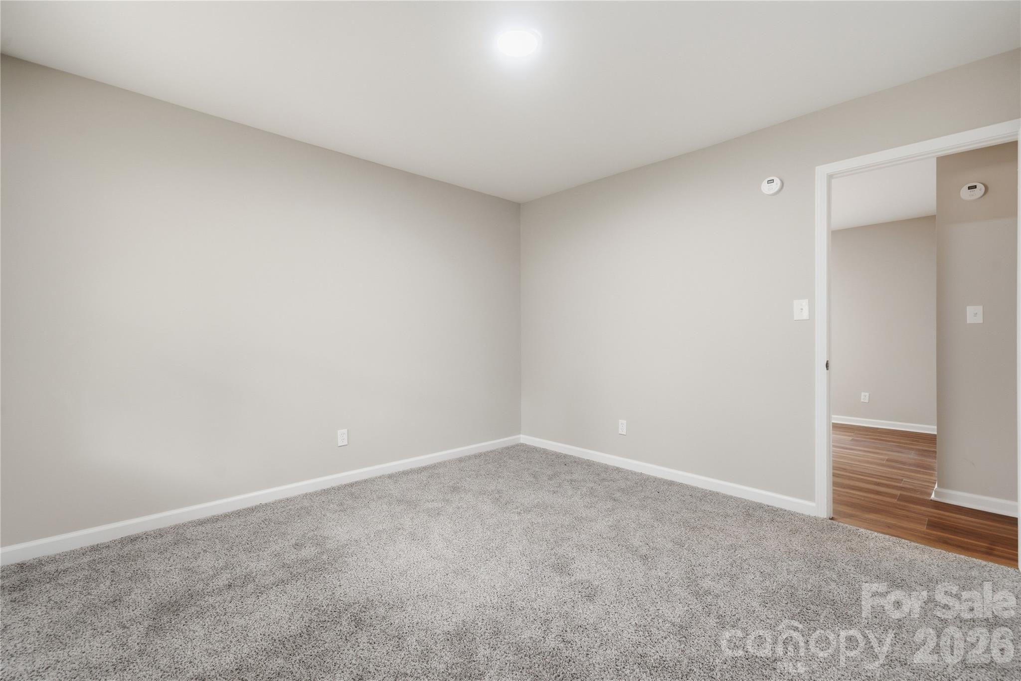 3285 Douglas Way Lane