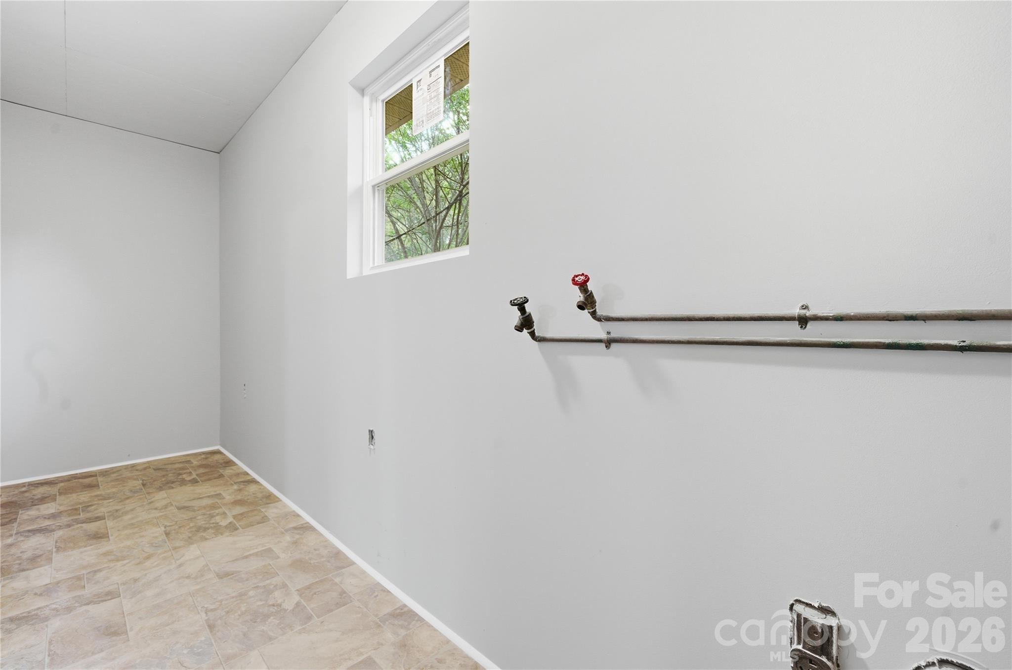 3285 Douglas Way Lane