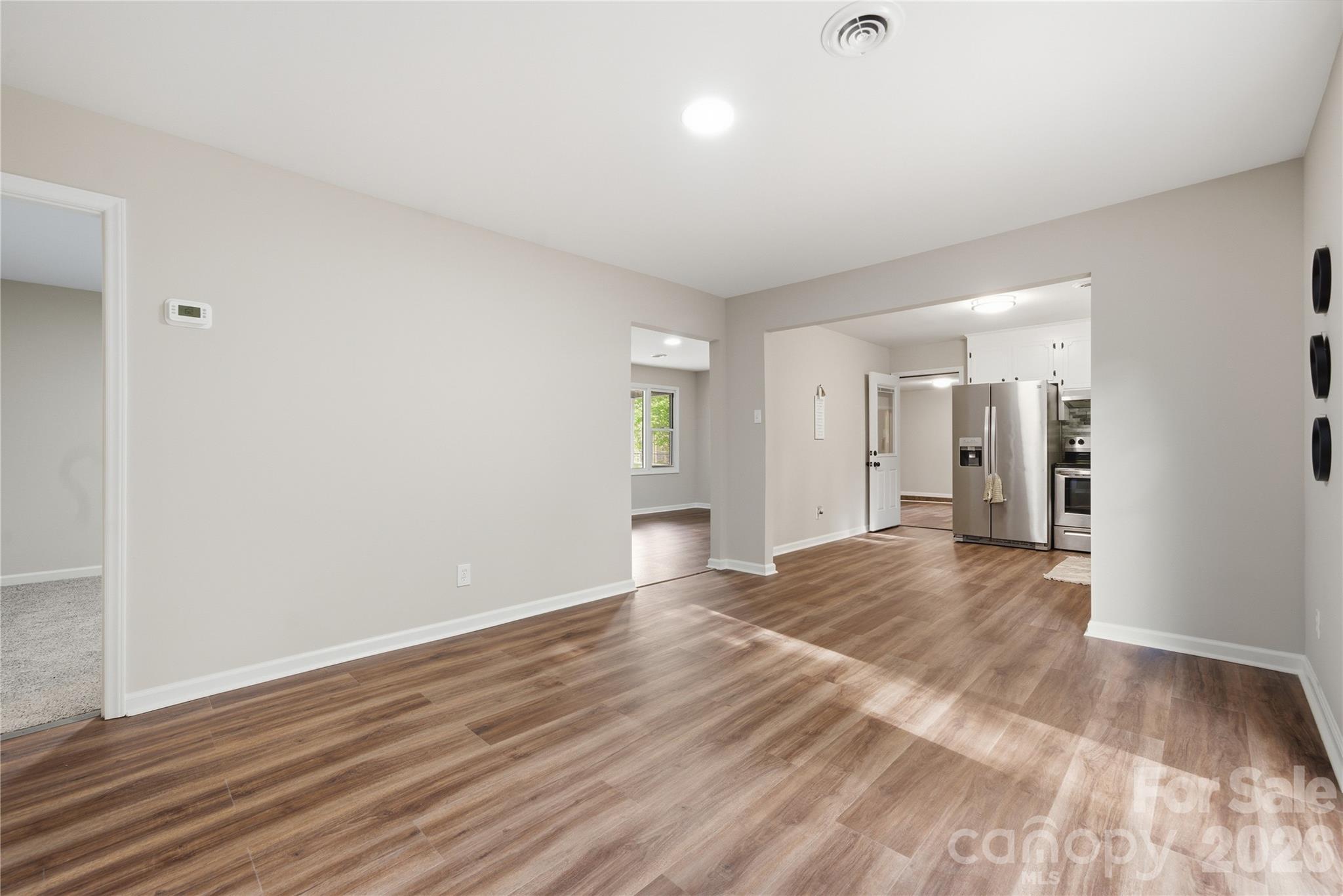 3285 Douglas Way Lane