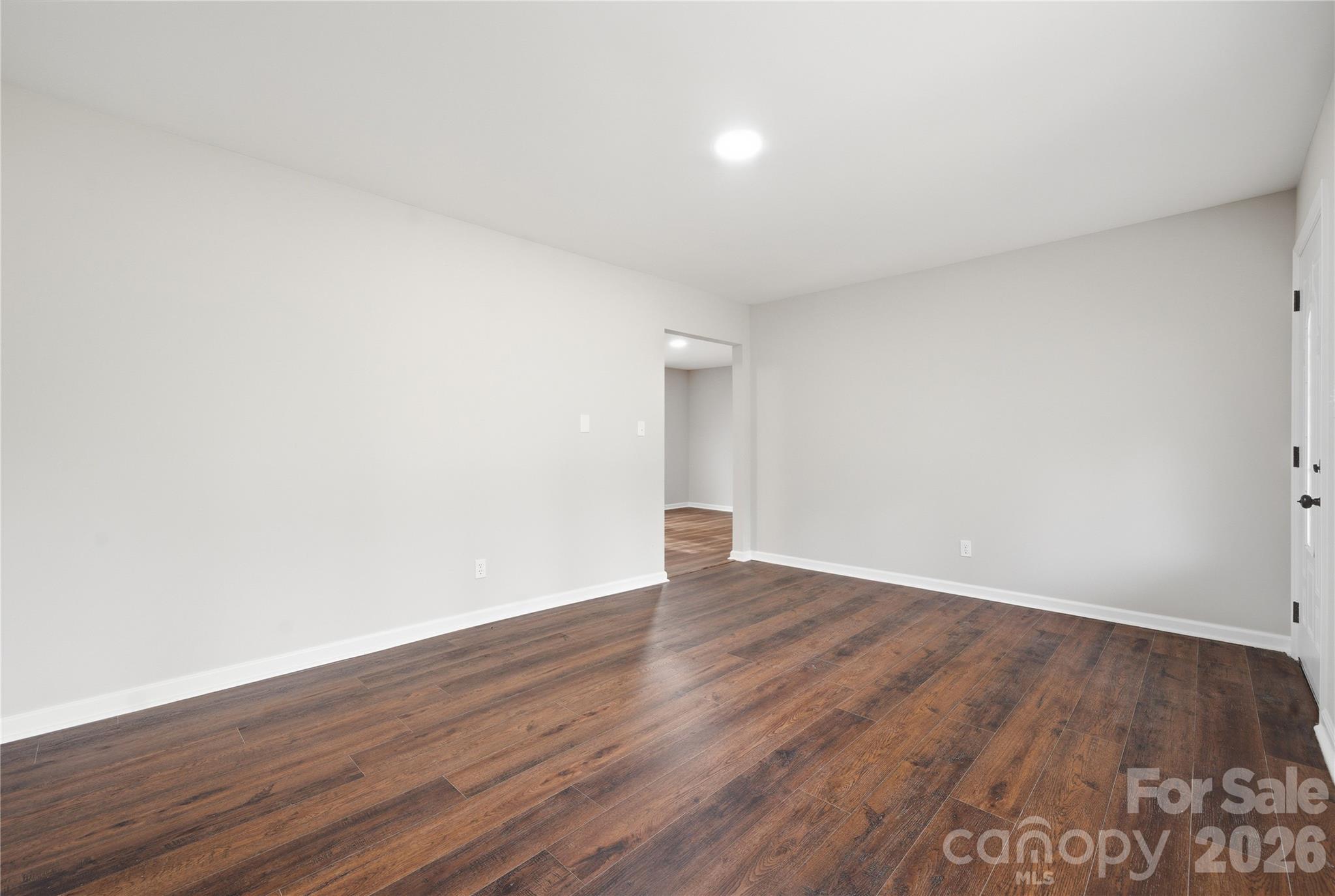 3285 Douglas Way Lane