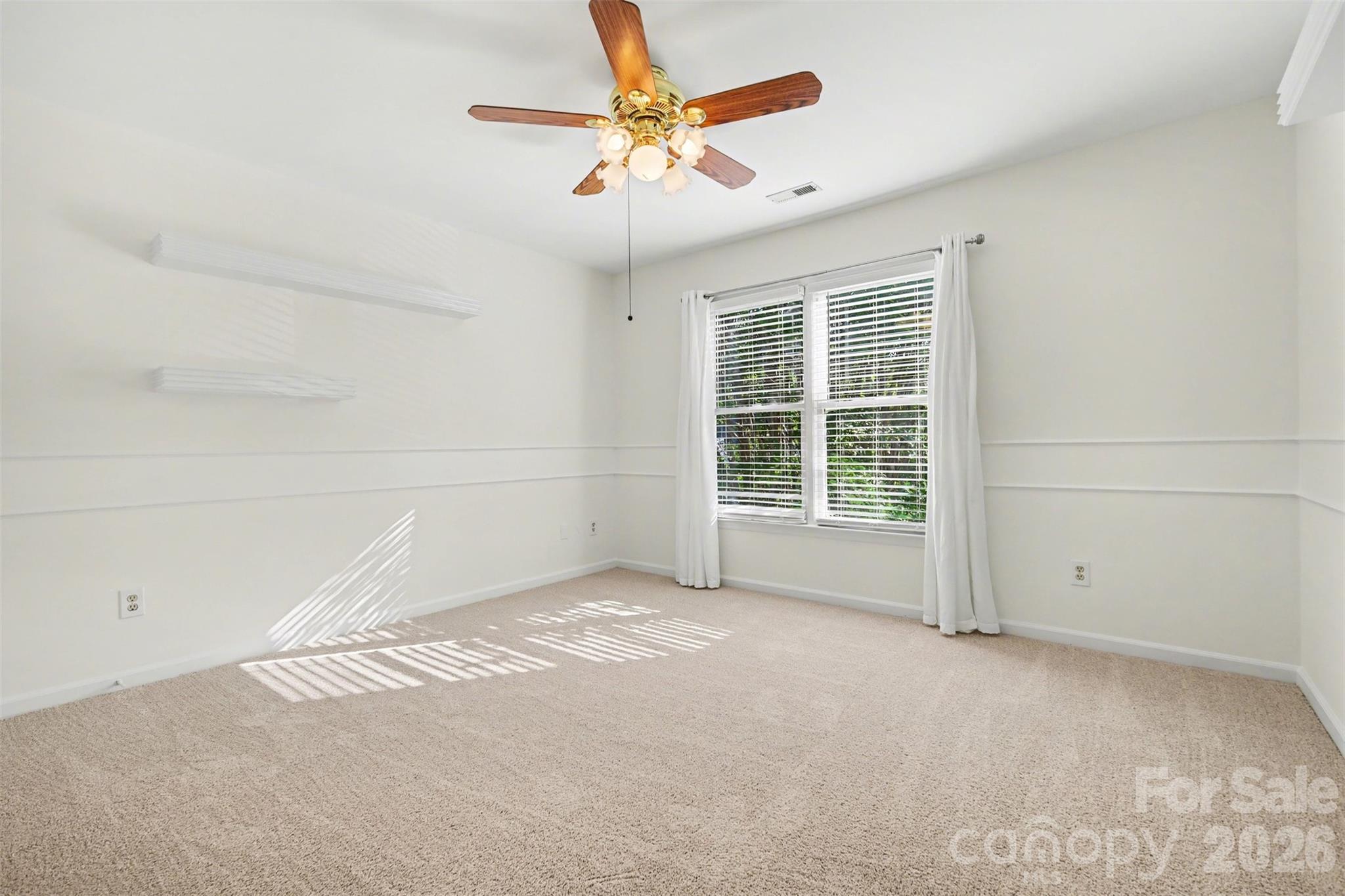 6123 Glen Manor Drive