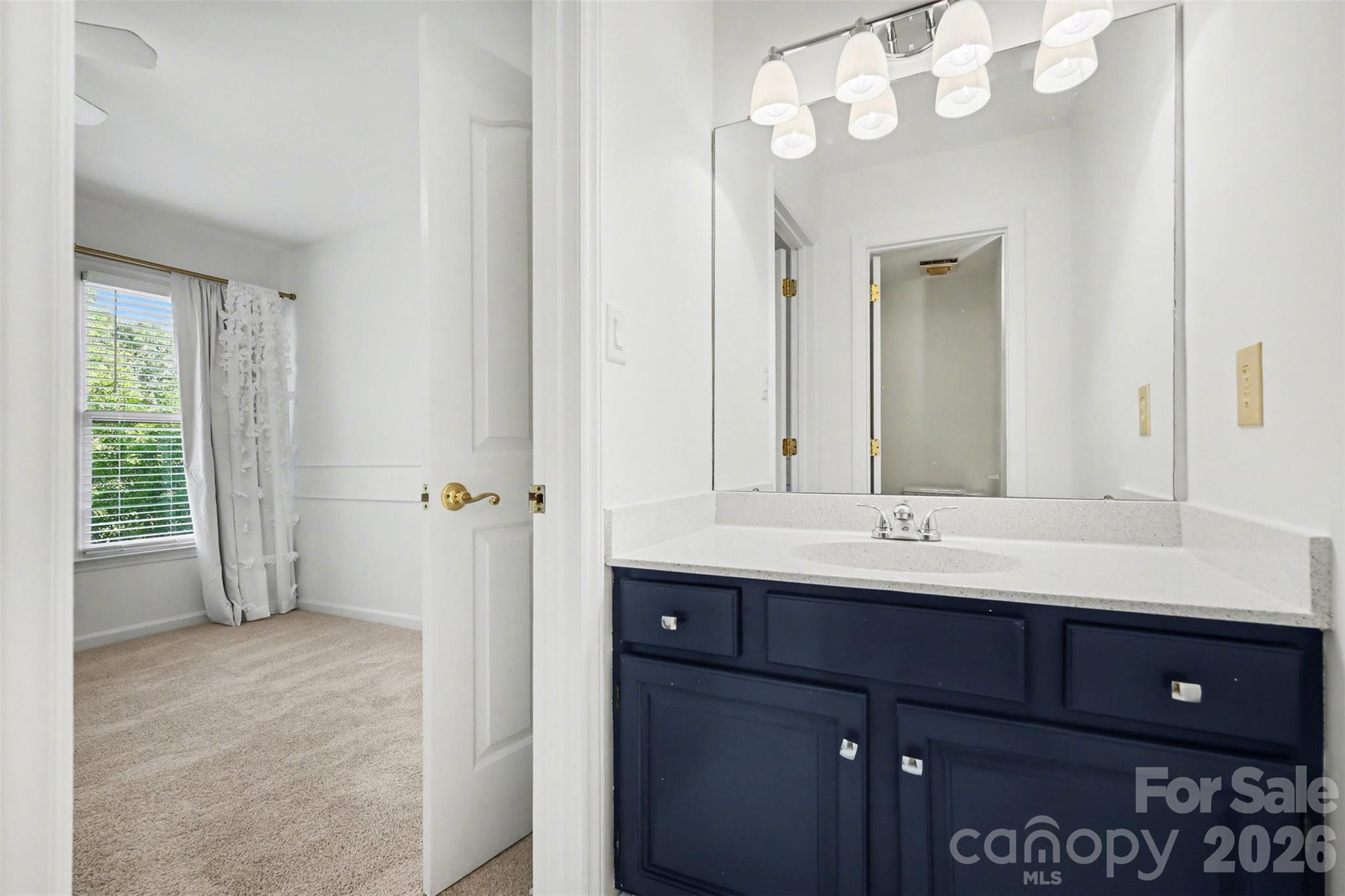 6123 Glen Manor Drive