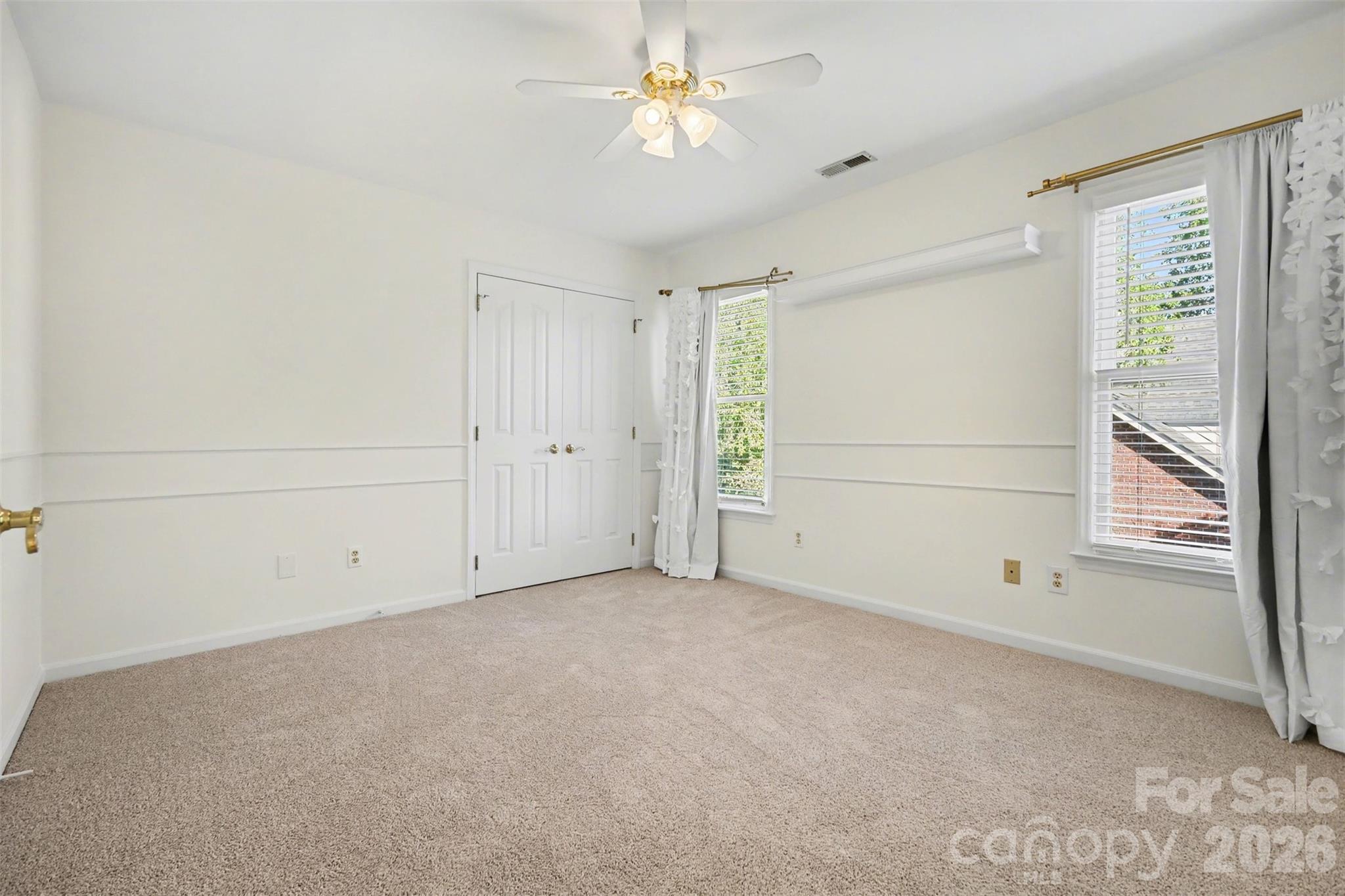 6123 Glen Manor Drive