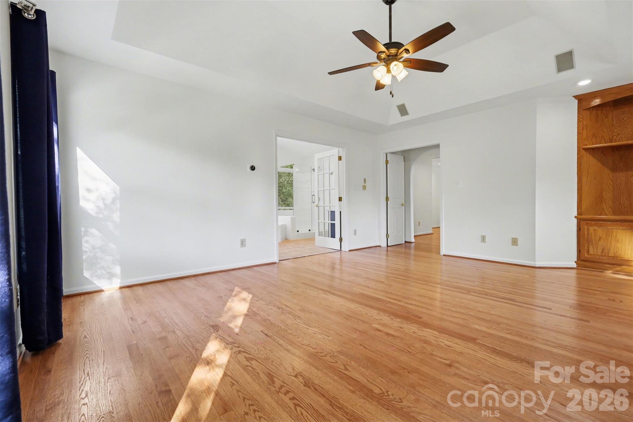 6123 Glen Manor Drive