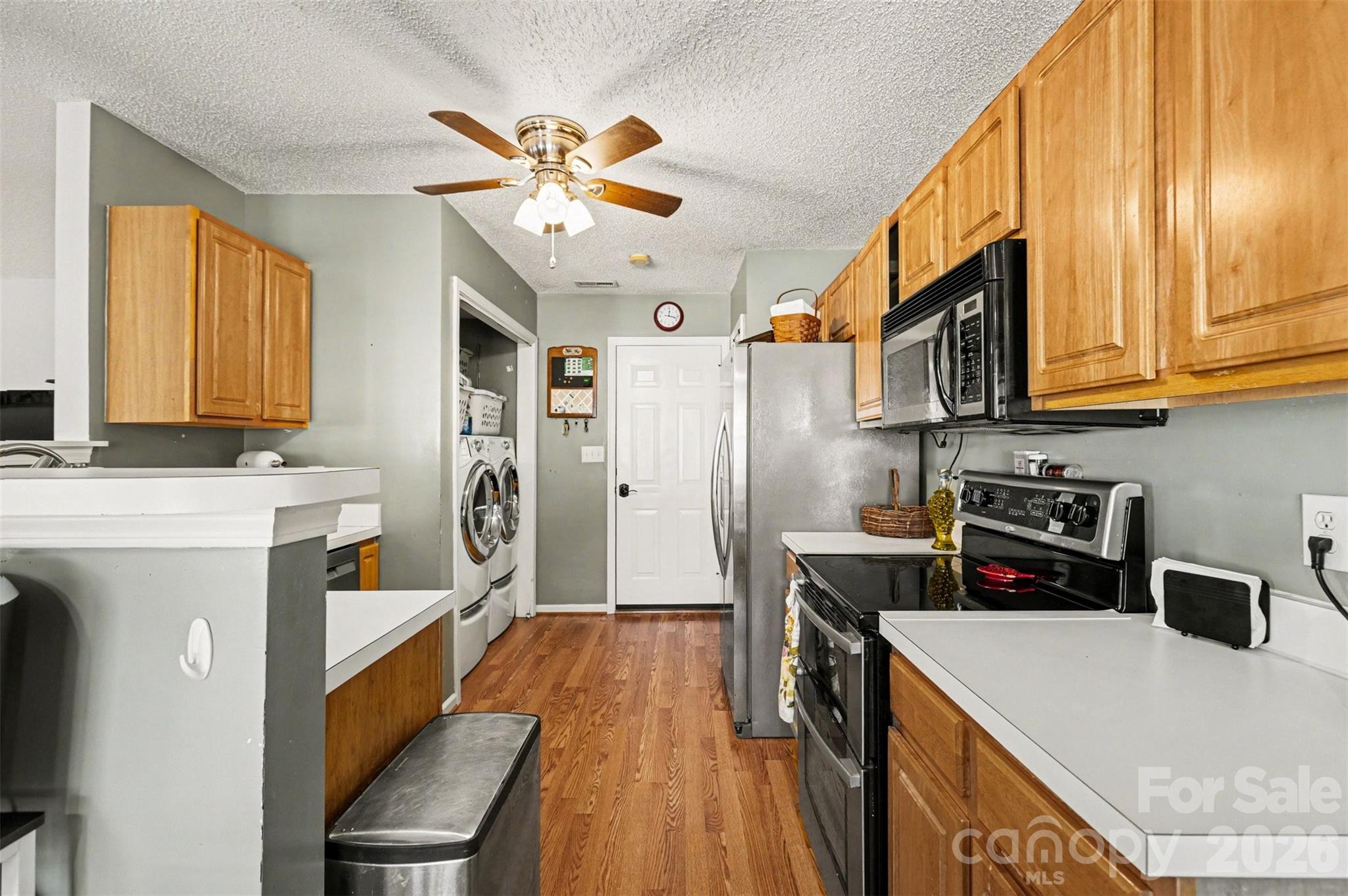 3105 Kelly Grove Lane