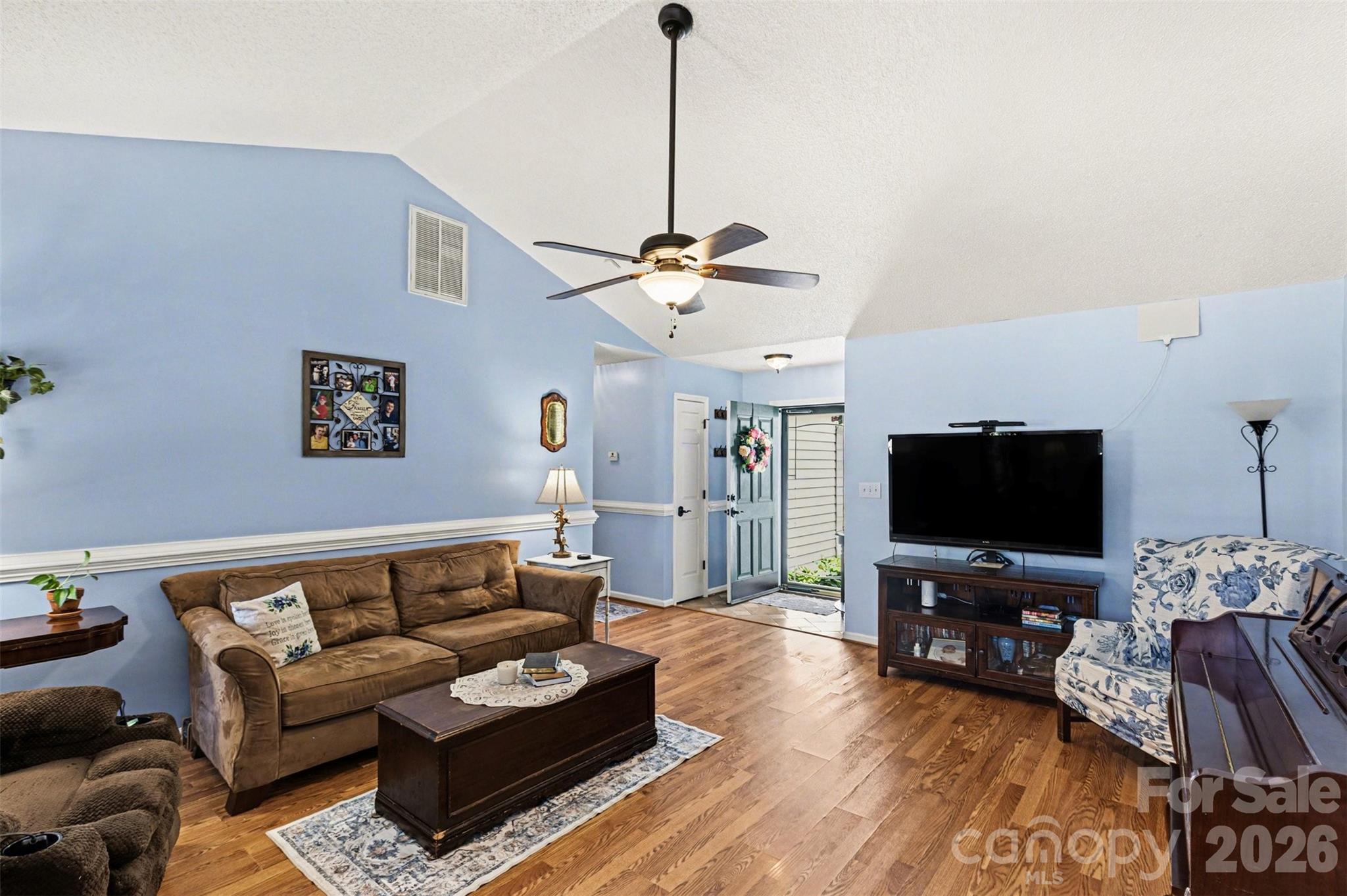 3105 Kelly Grove Lane