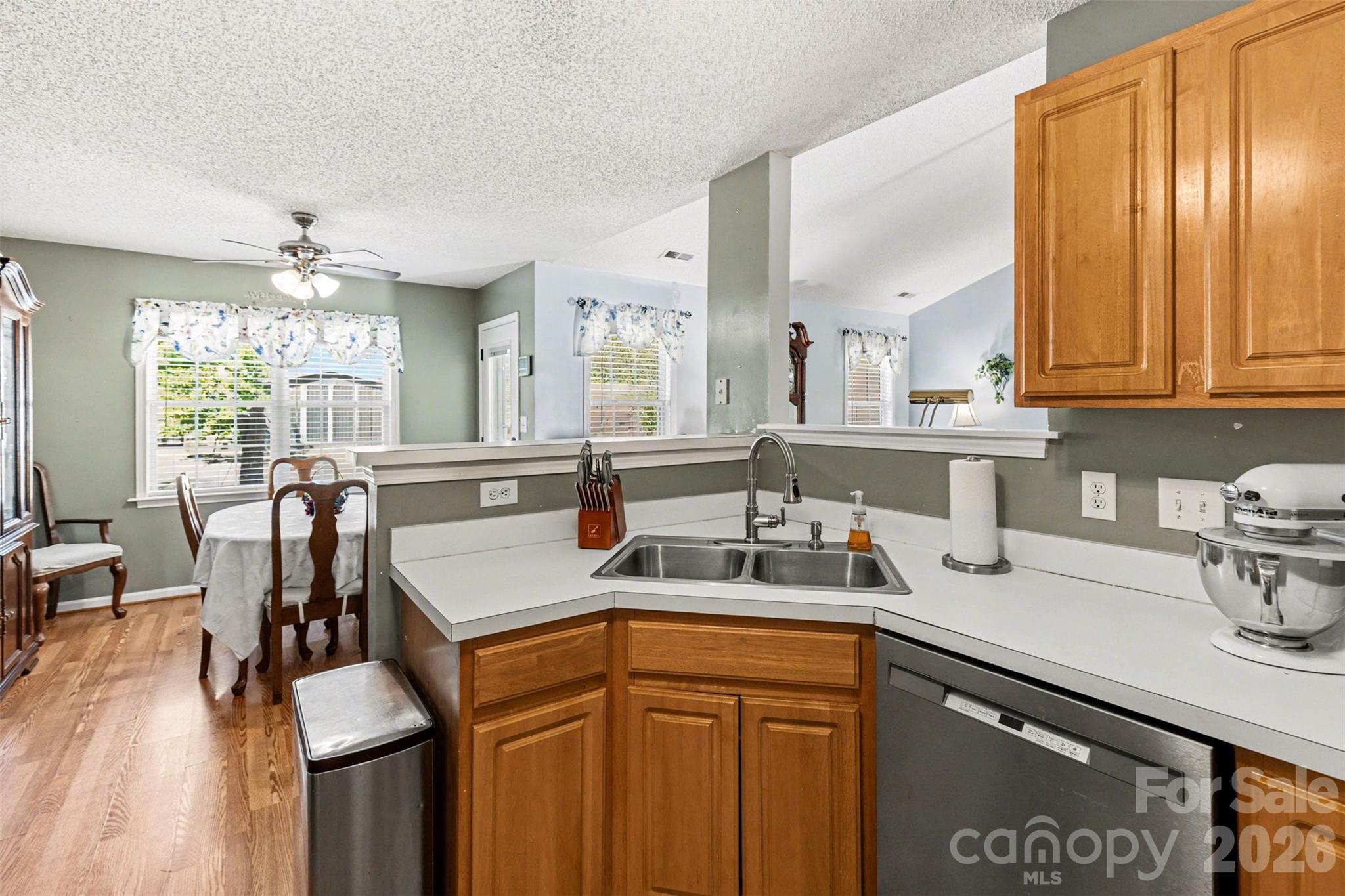 3105 Kelly Grove Lane