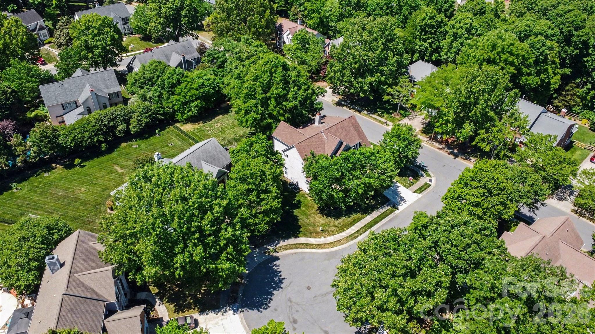 6213 Knightsgate Court