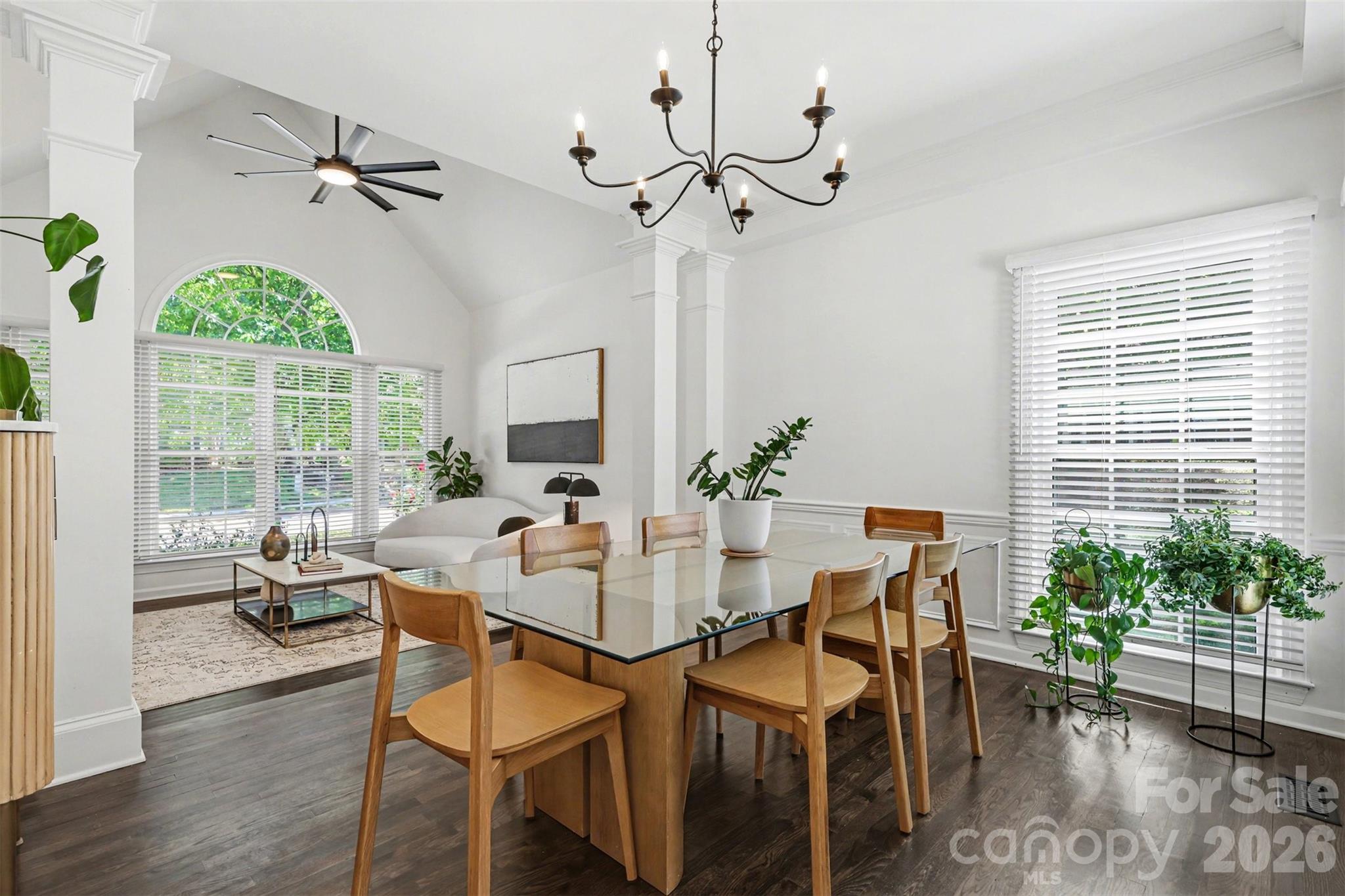 6213 Knightsgate Court