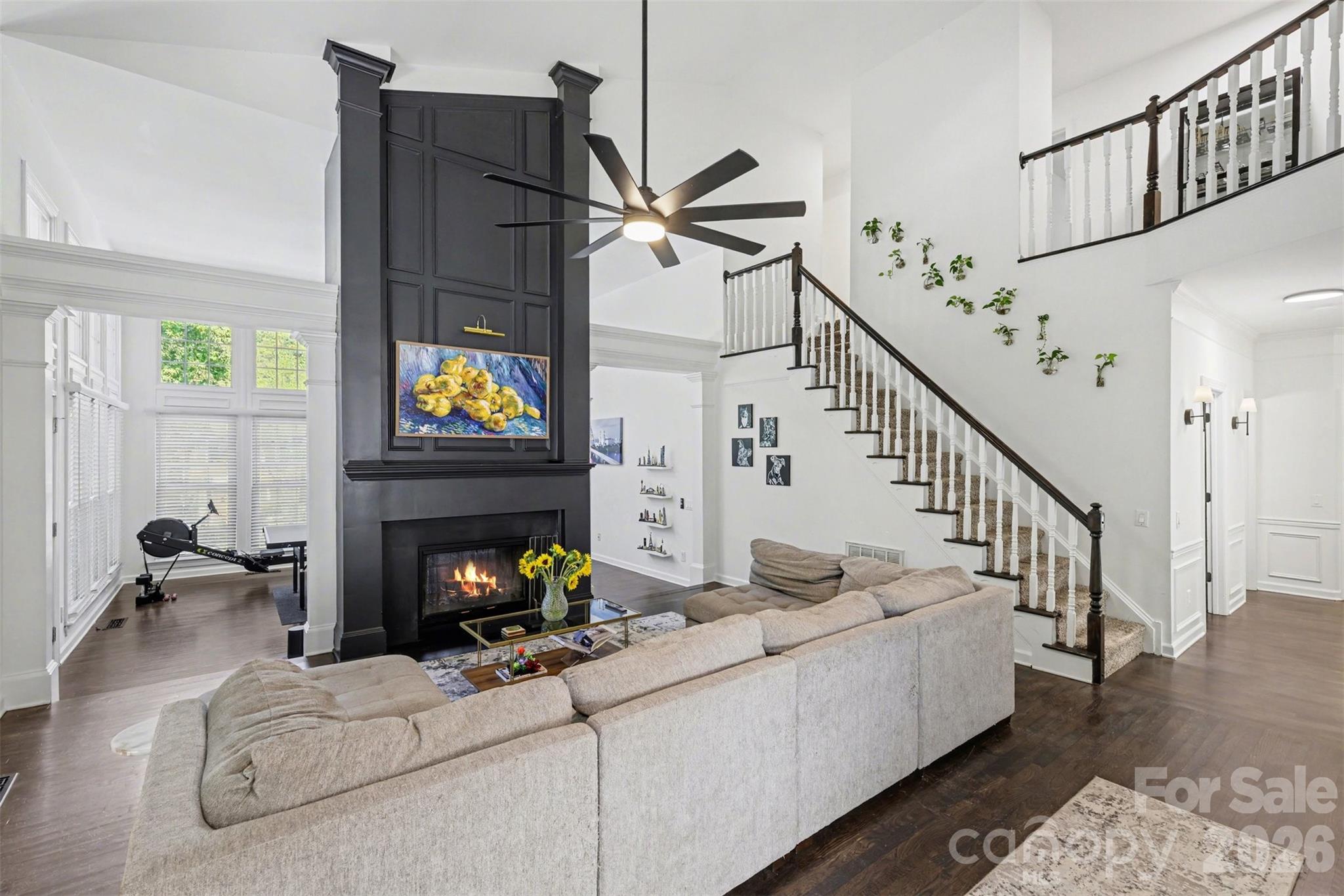 6213 Knightsgate Court