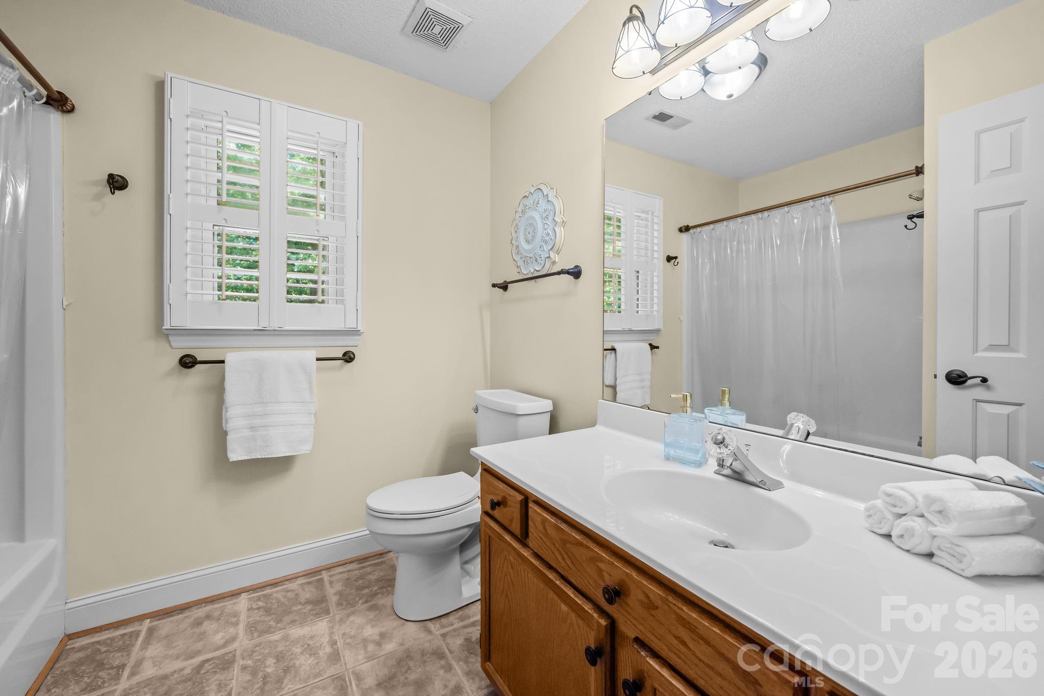 2726 Kirkholm Drive
