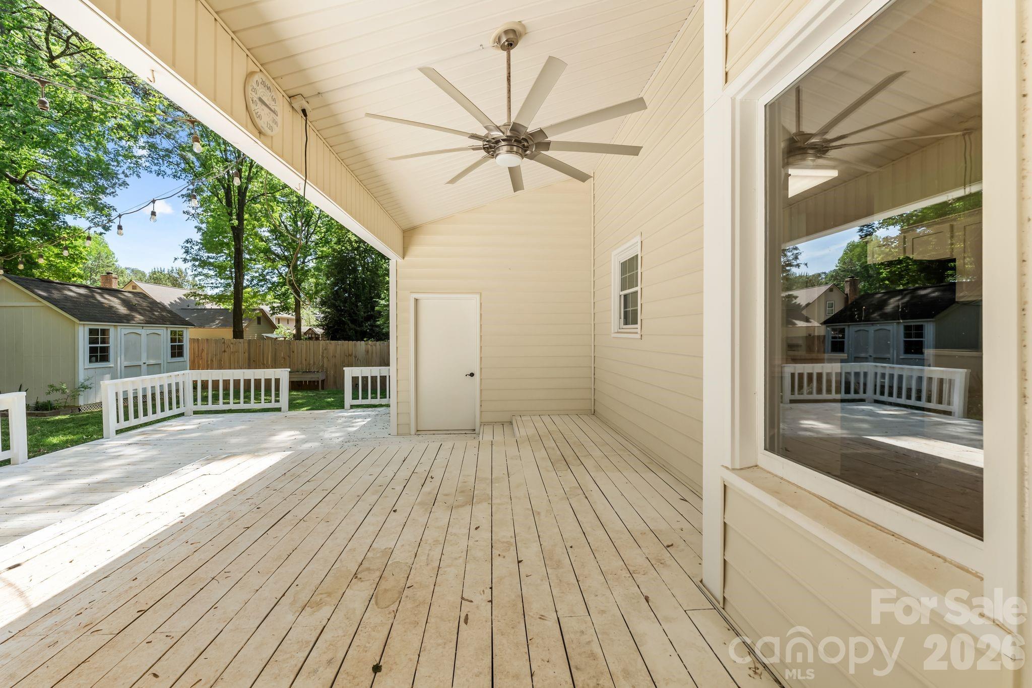 2726 Kirkholm Drive