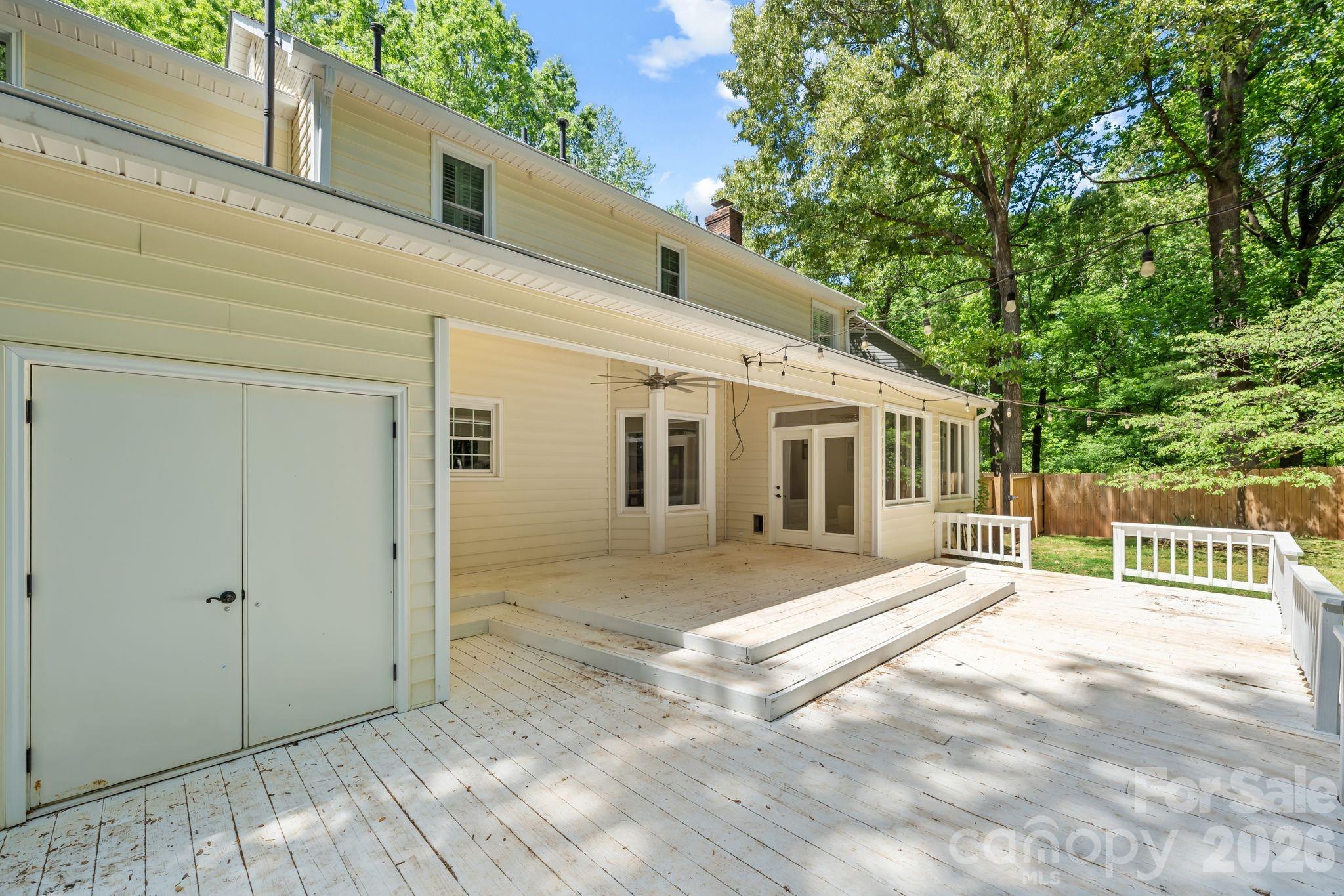 2726 Kirkholm Drive