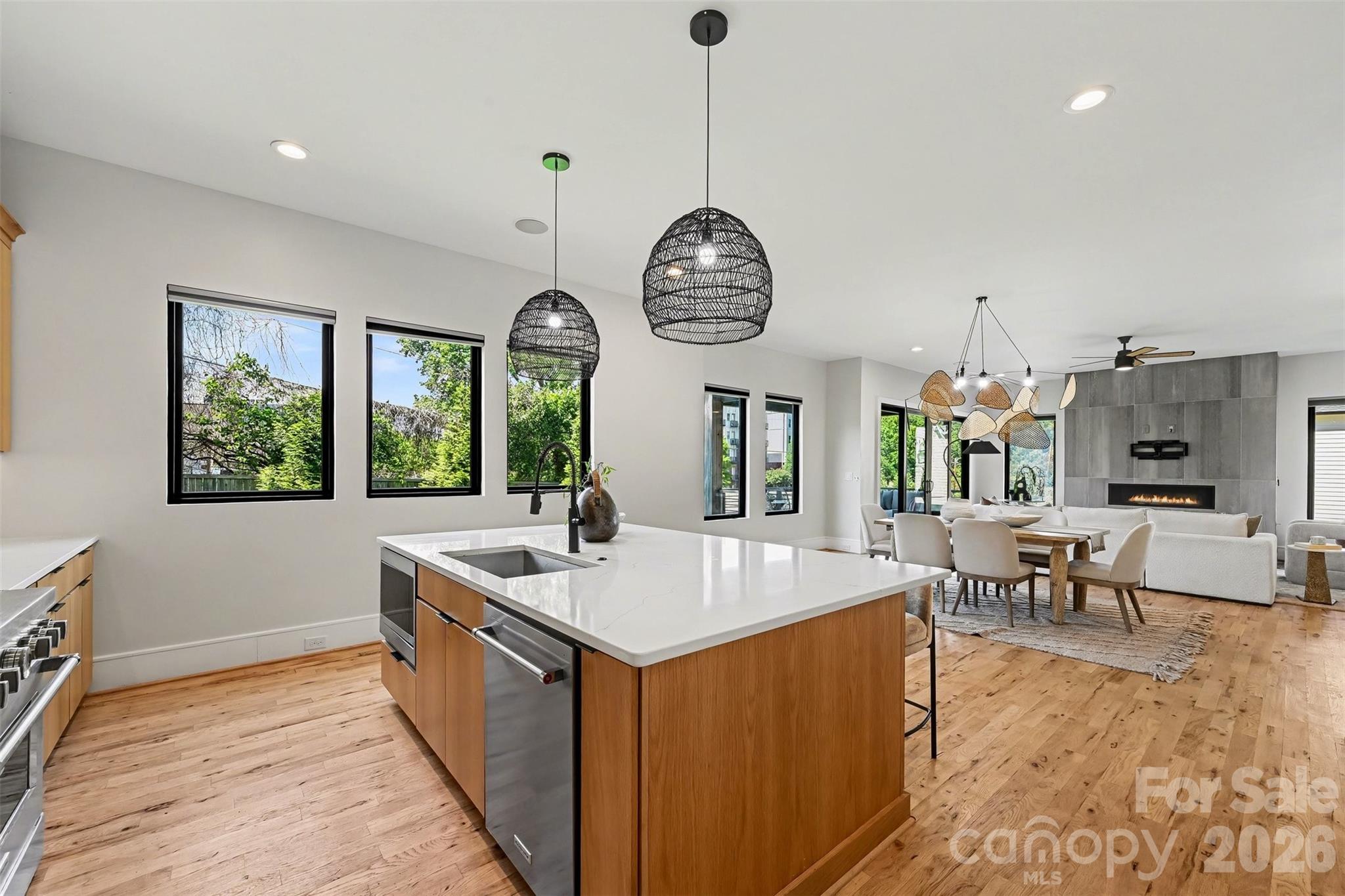 2333 Pinckney Avenue