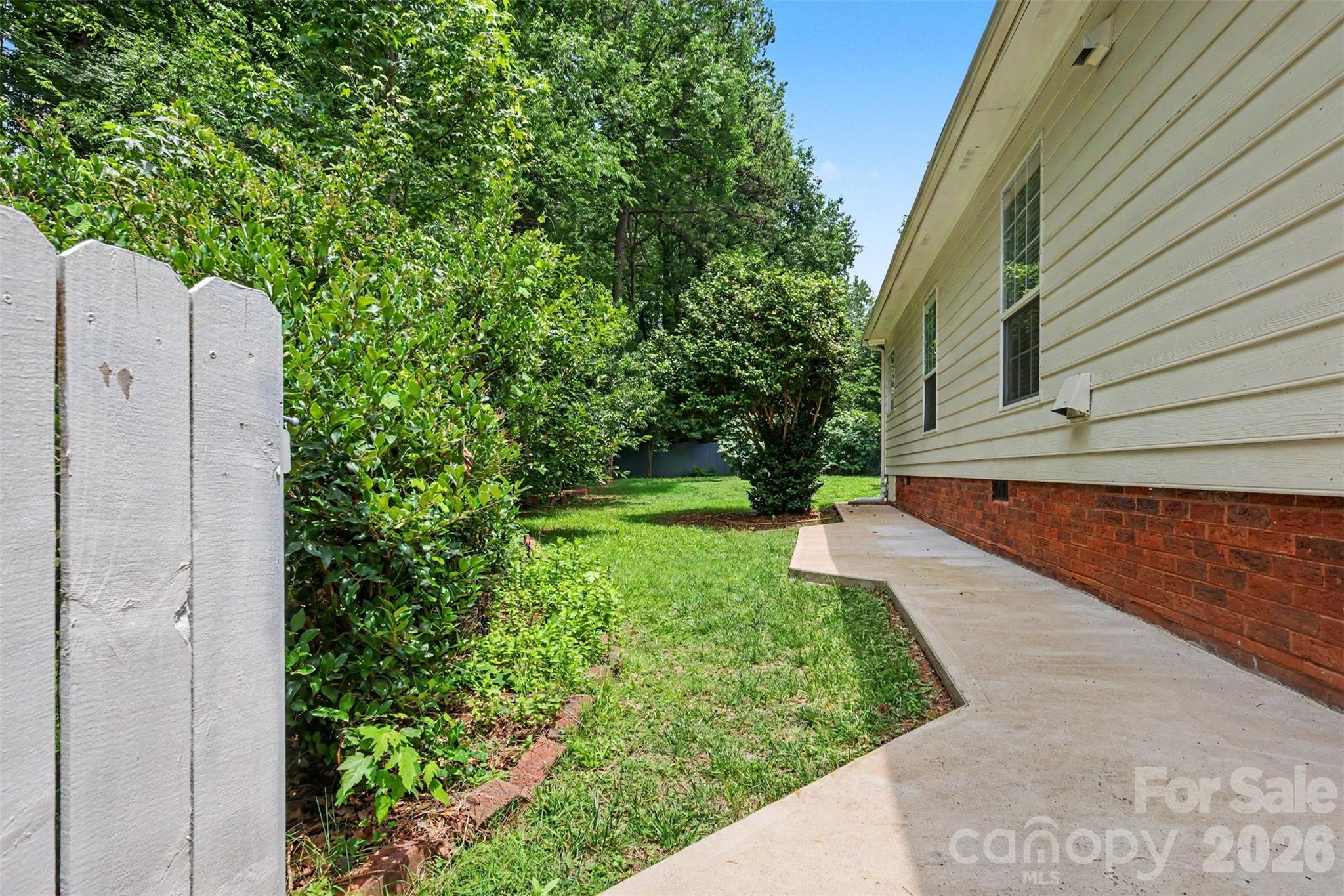 9102 Brightleaf Place