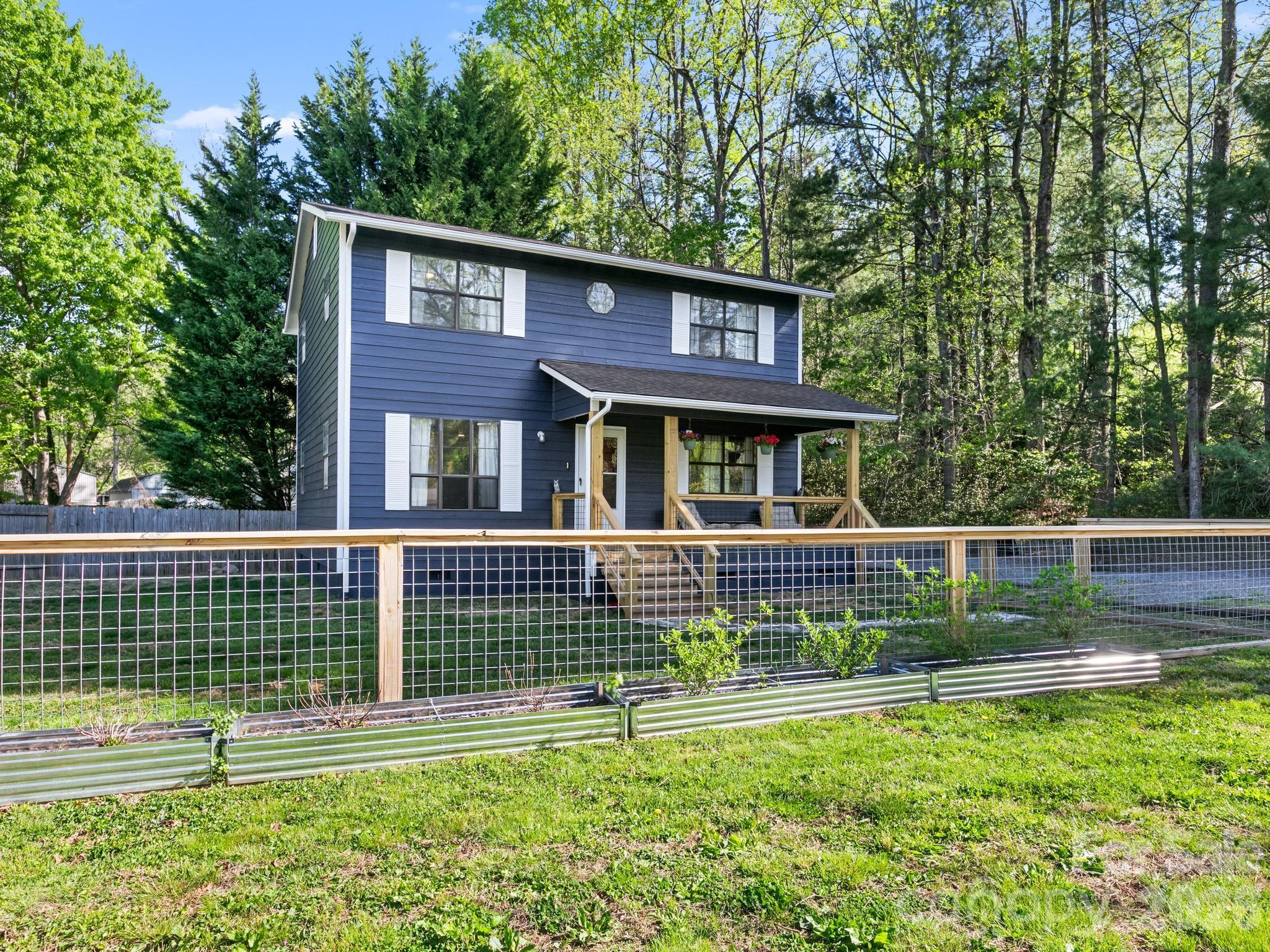 103 Rainbow Lane