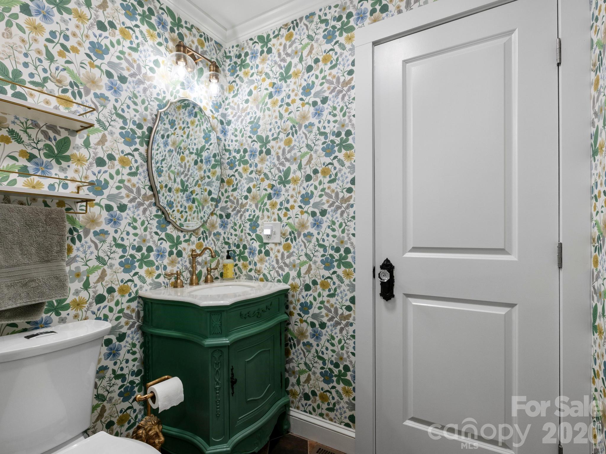 103 Rainbow Lane