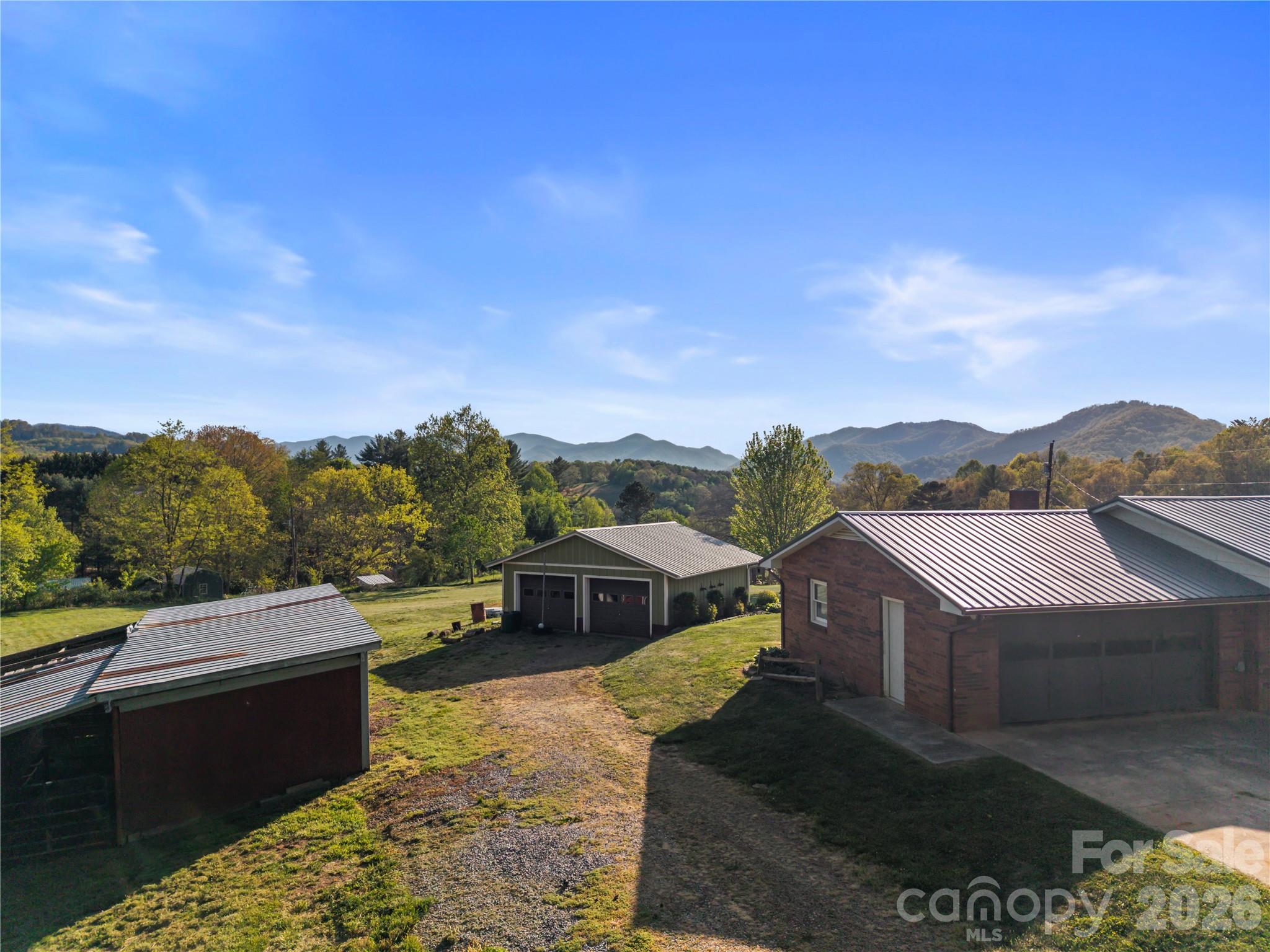 882 Queentown Road