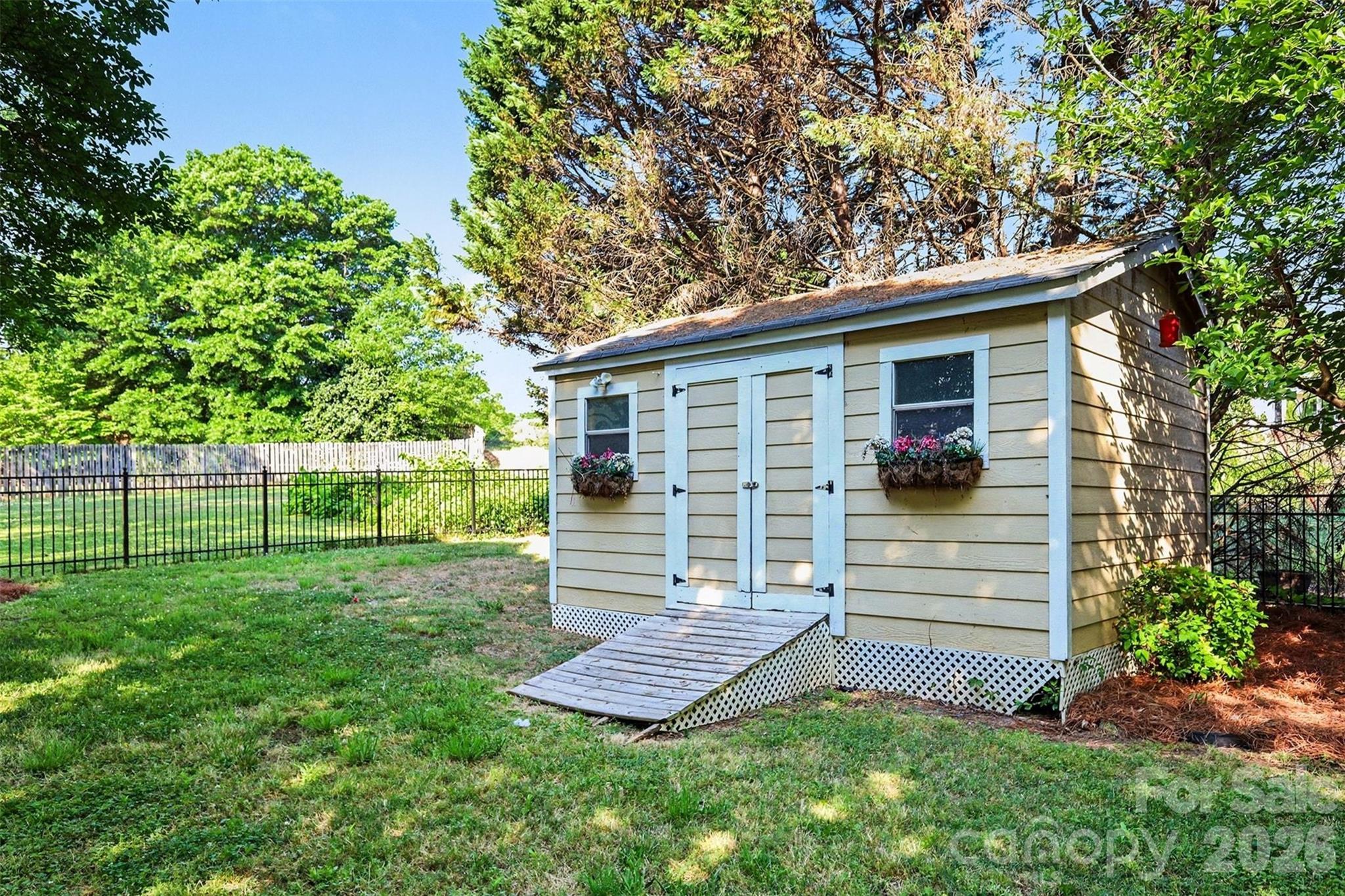 208 Riverfront Parkway