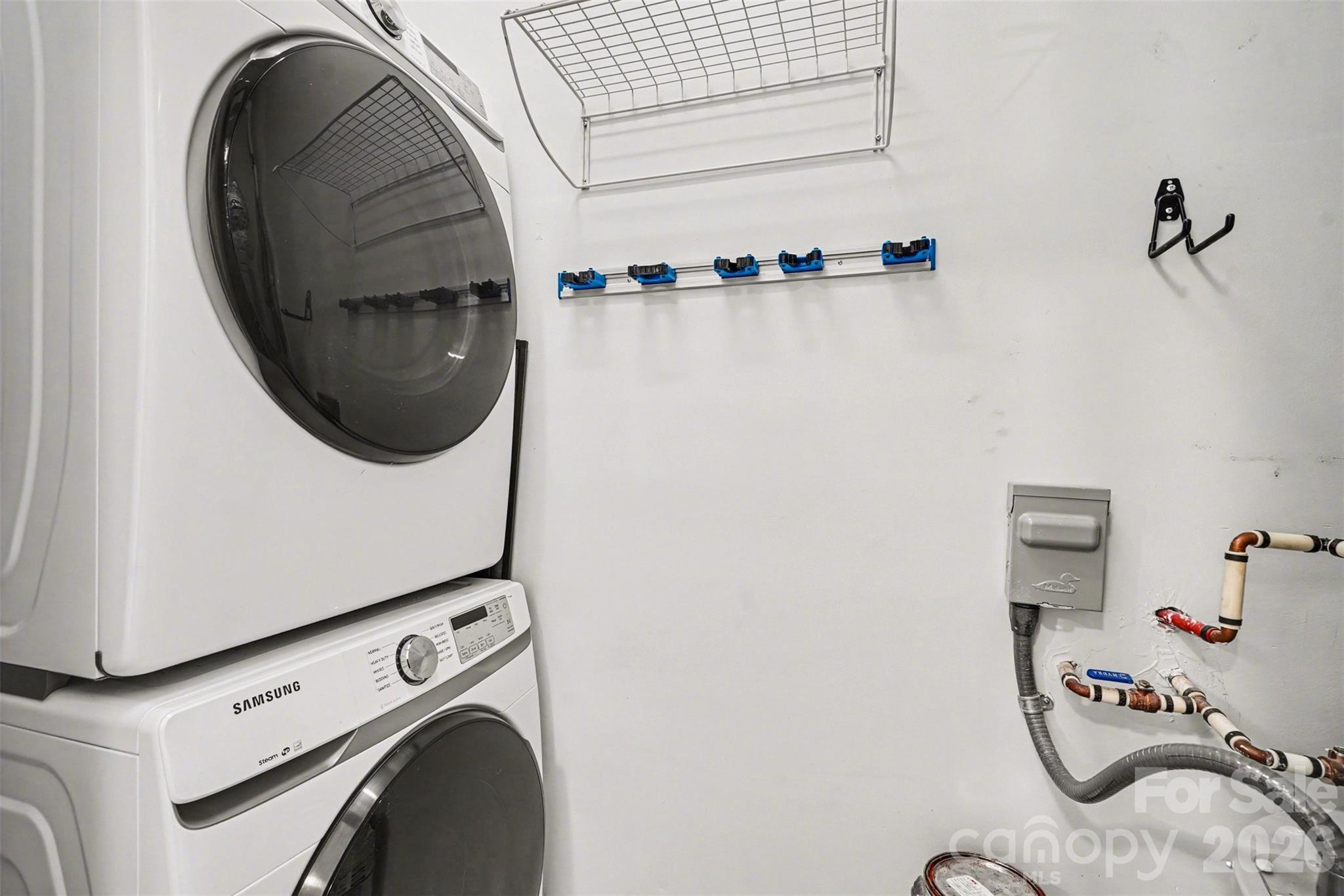 780 N Davidson Street Unit: 1208