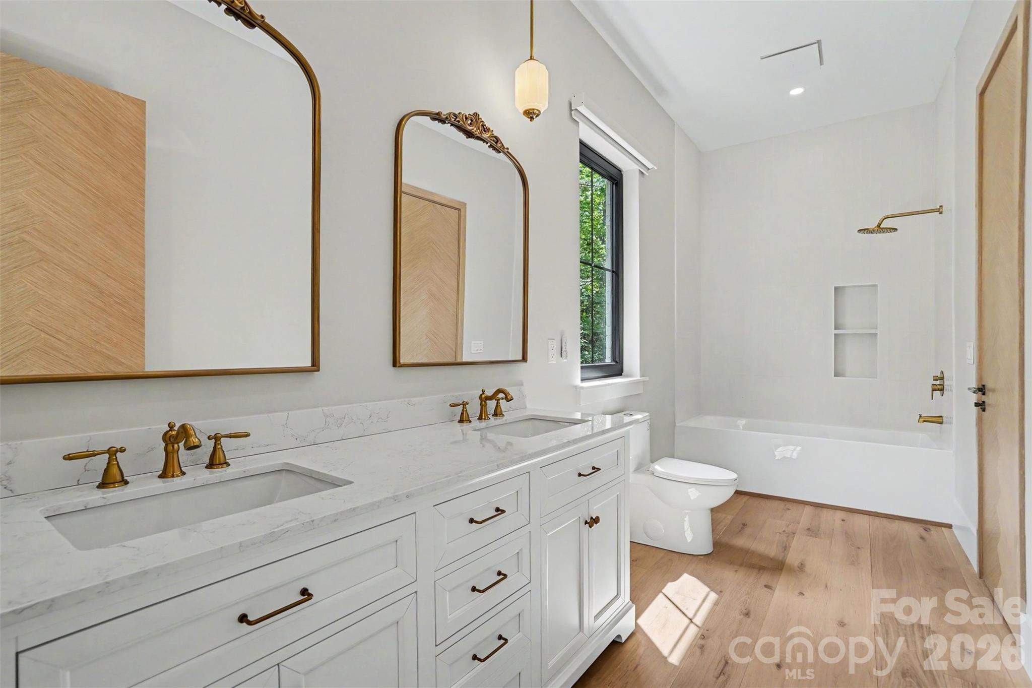 8124 Asheley Glen Drive