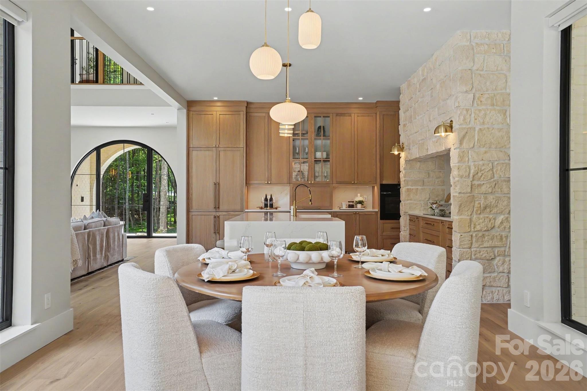 8124 Asheley Glen Drive