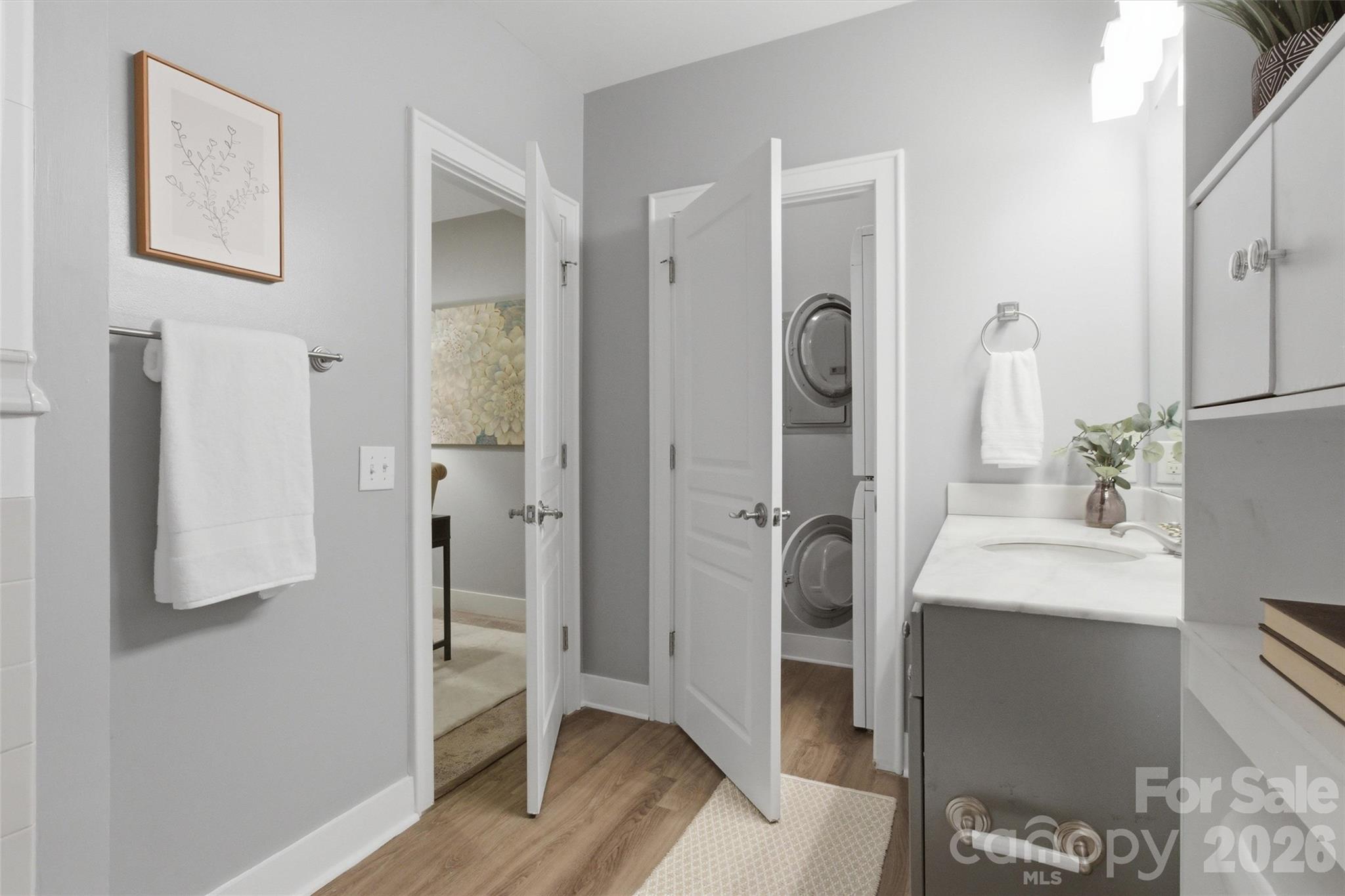 115 E Park Avenue Unit: 109