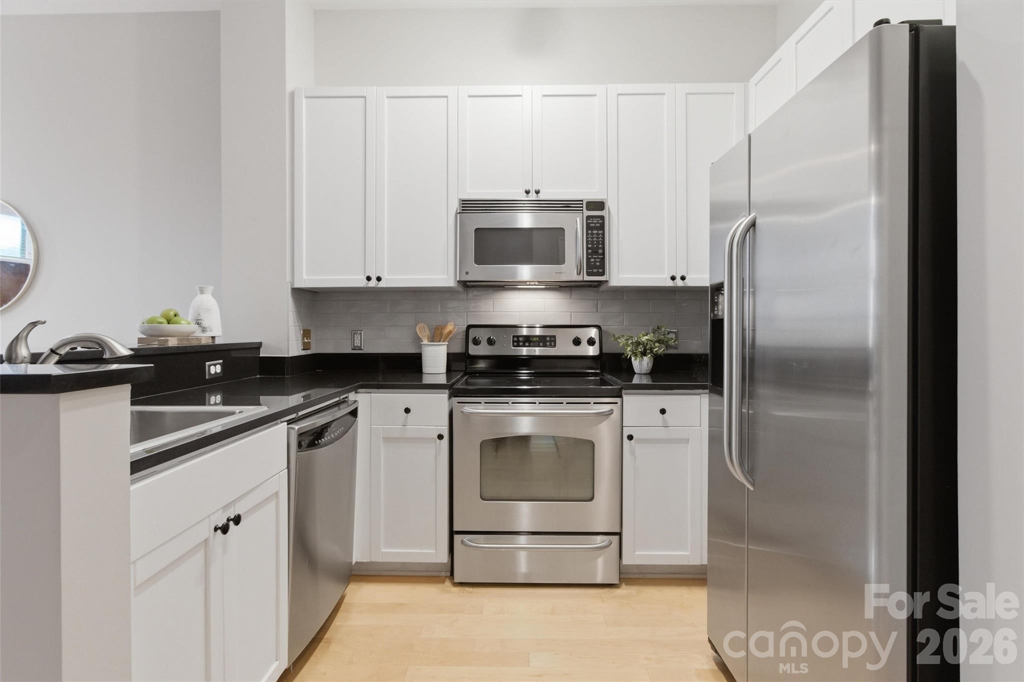 115 E Park Avenue Unit: 109