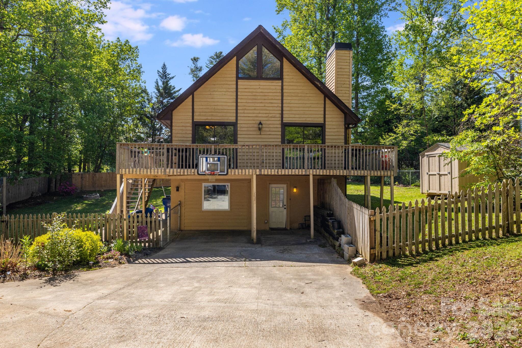 823 Fanning Bridge Road