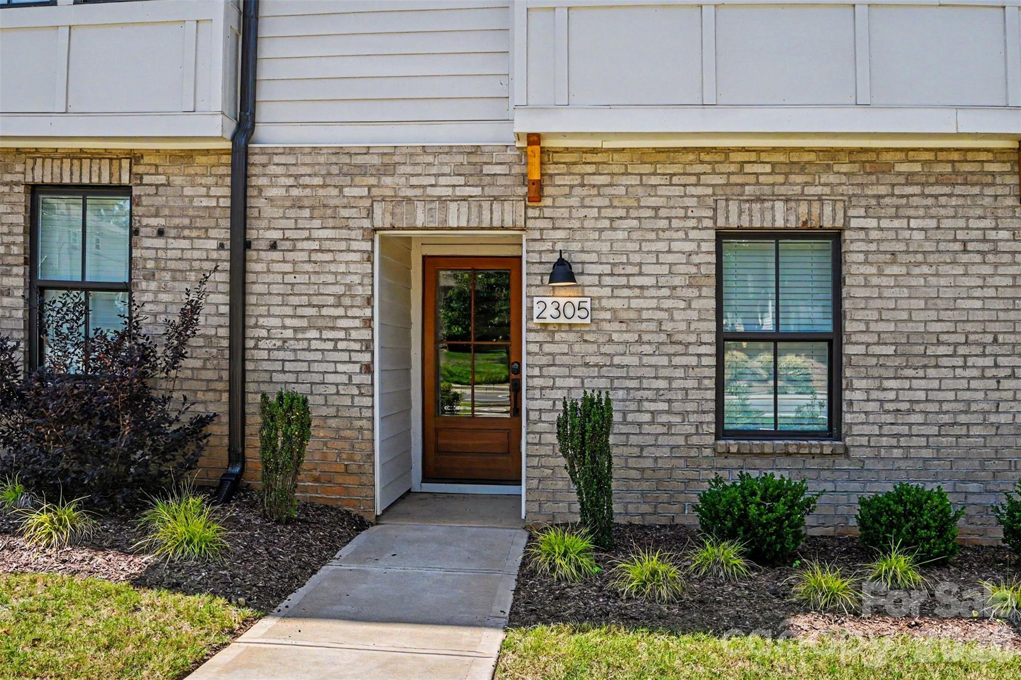 2305 Rozzelles Ferry Road