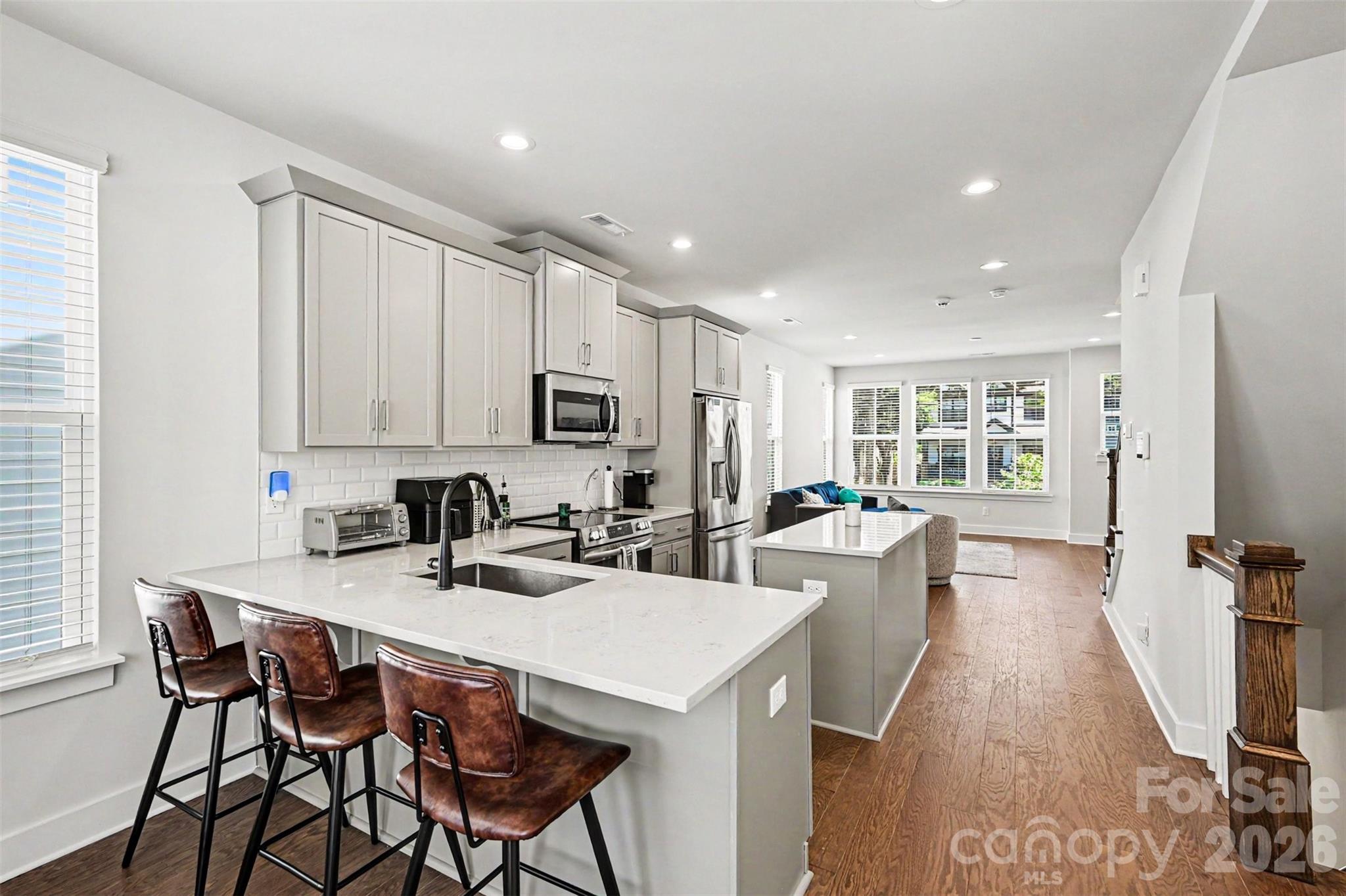 2305 Rozzelles Ferry Road
