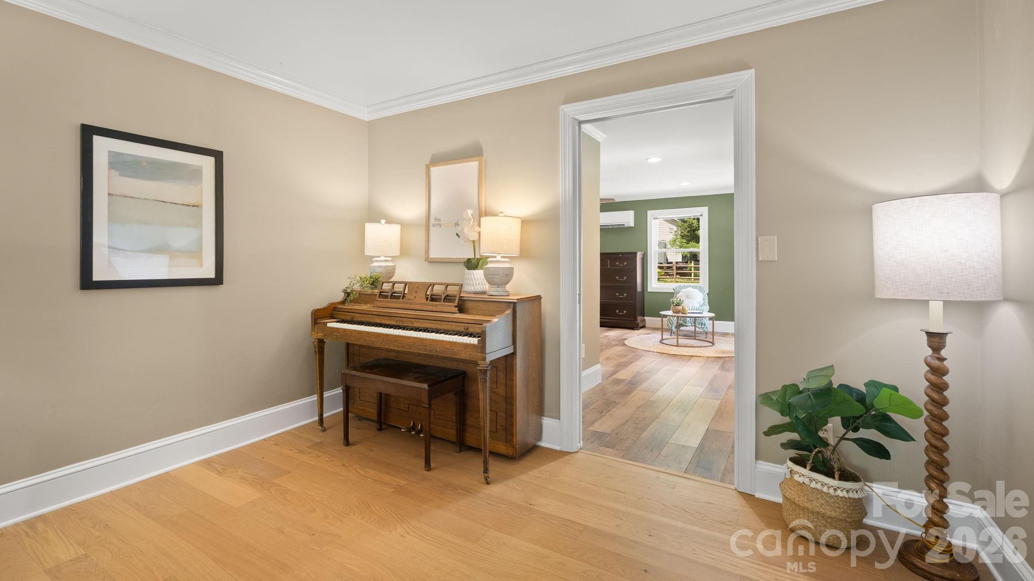 8809 Fairview Road