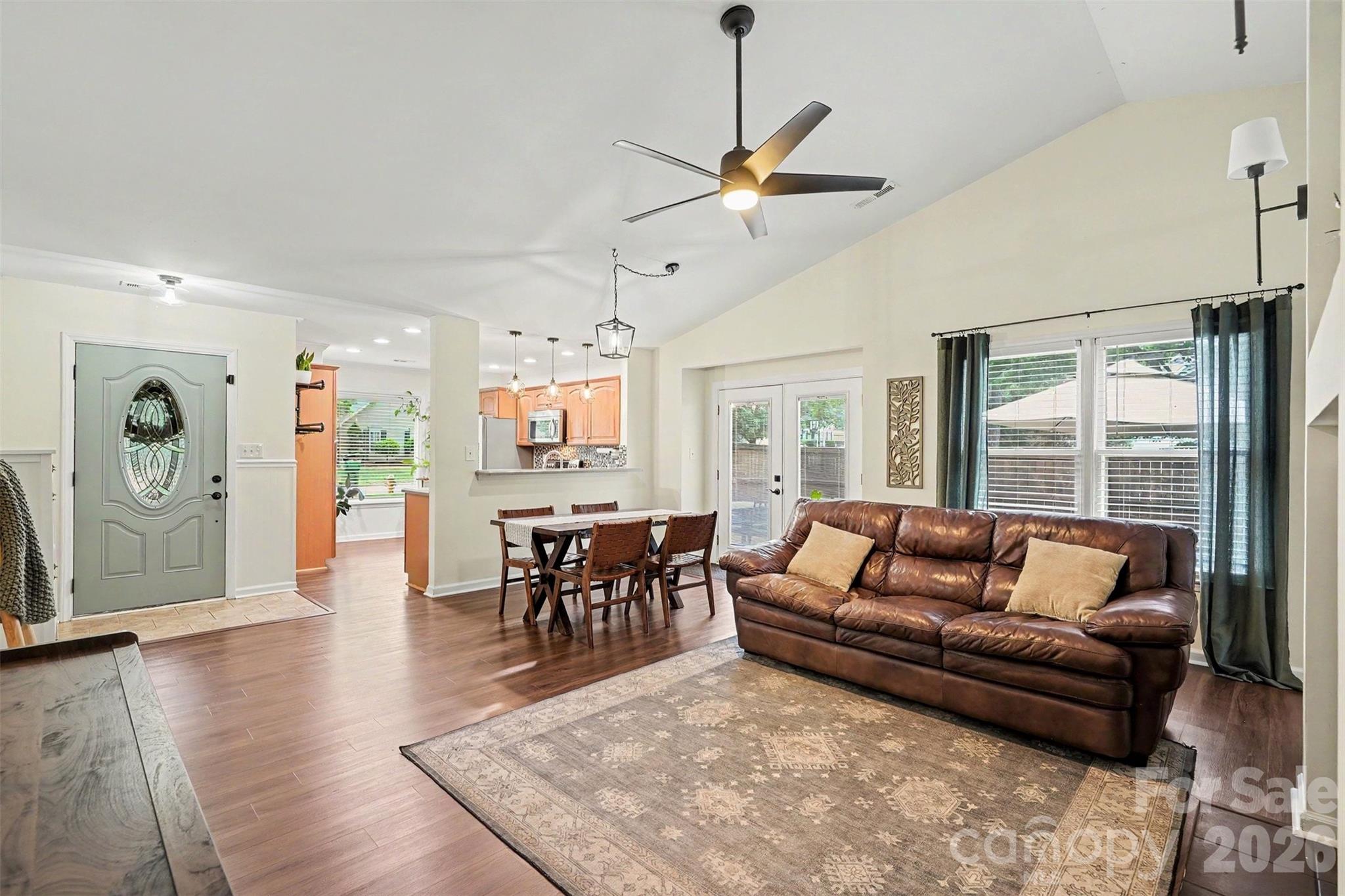 7450 Crestside Lane