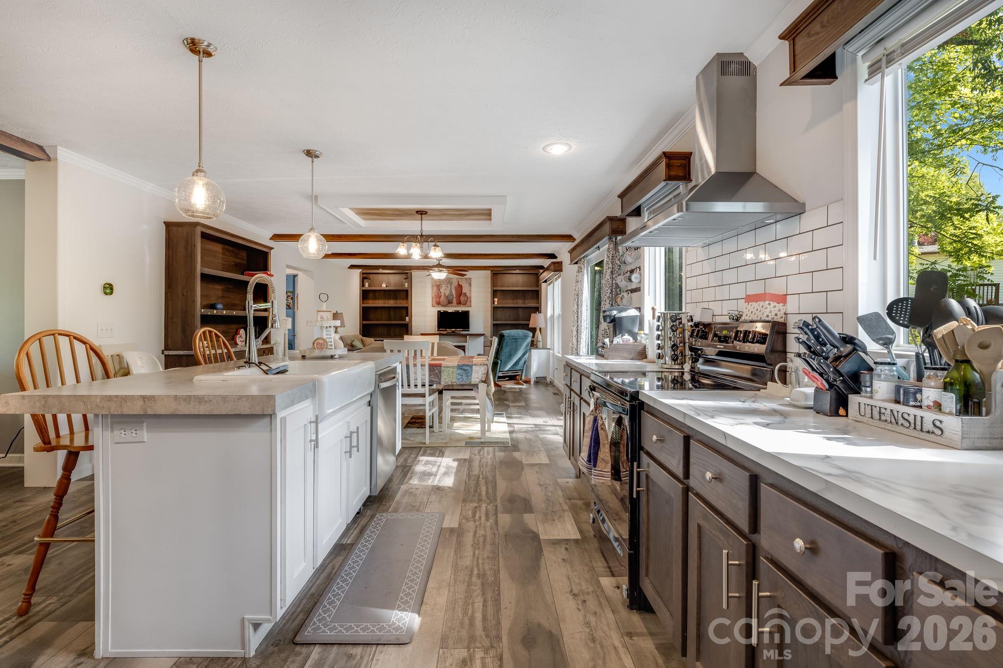 118 Bartram Way