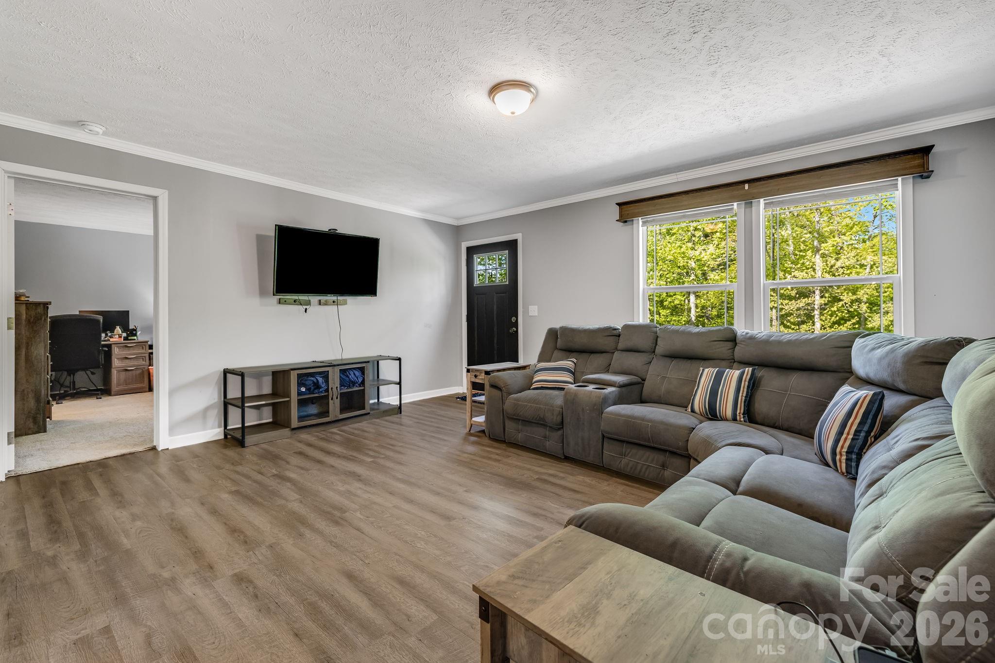 118 Bartram Way